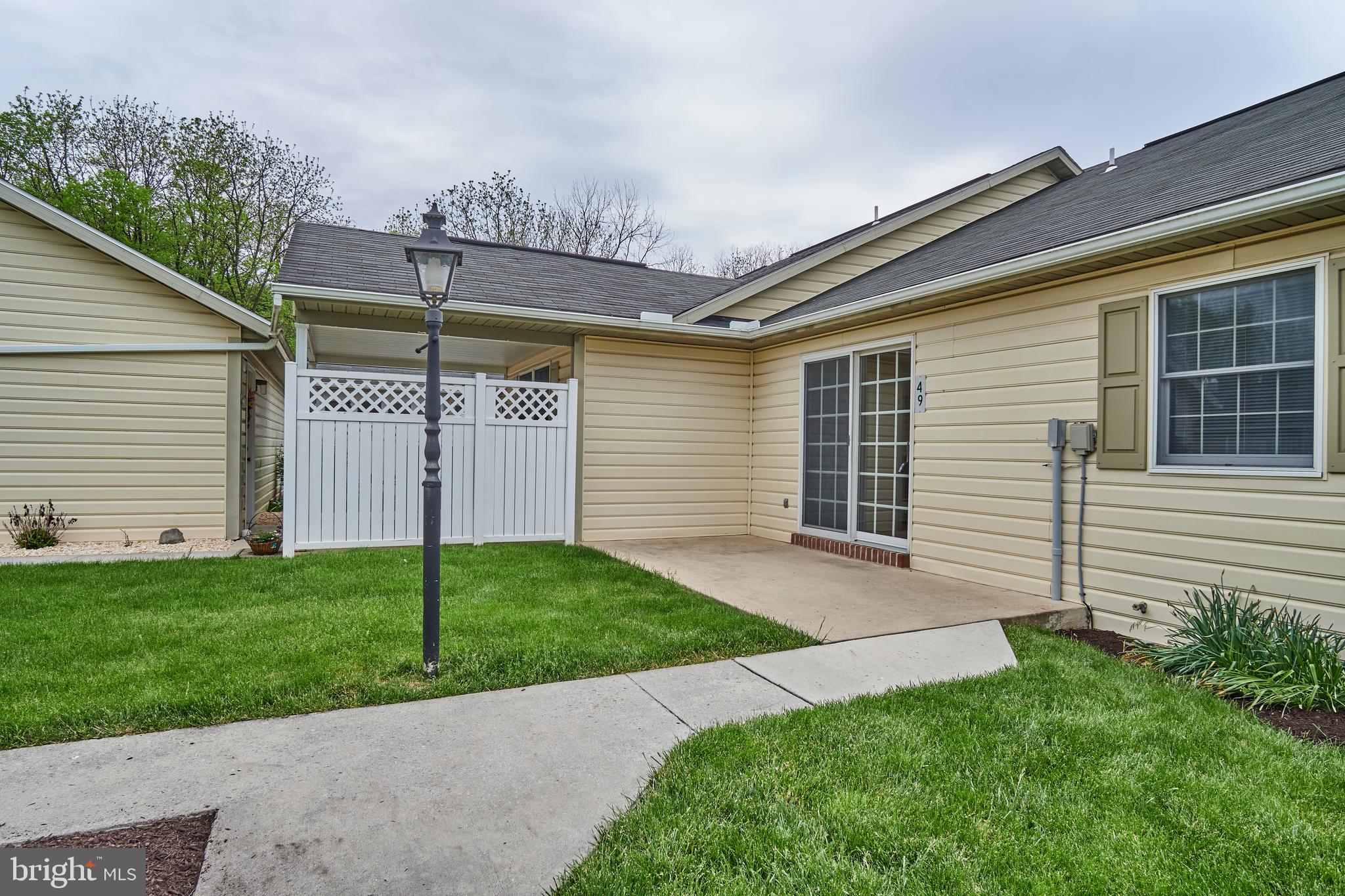 STRAWBERRY COURT - Residential