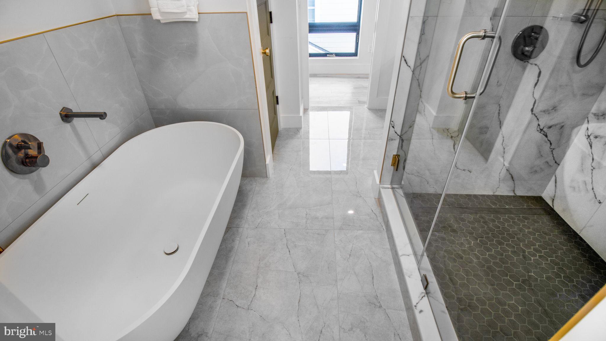 HIGHVIEW PARK - Residential