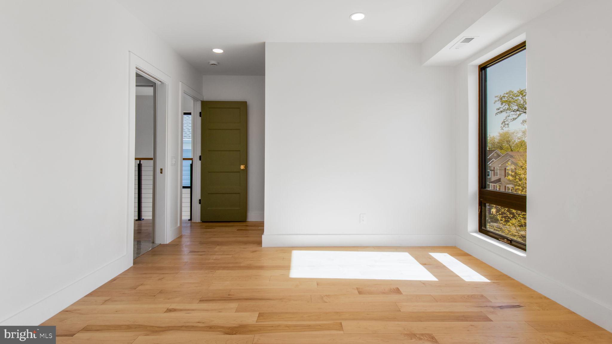 HIGHVIEW PARK - Residential