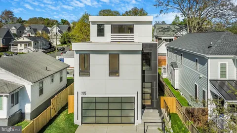 2025 N Emerson Street, Arlington, VA MLS: VAAR2053724