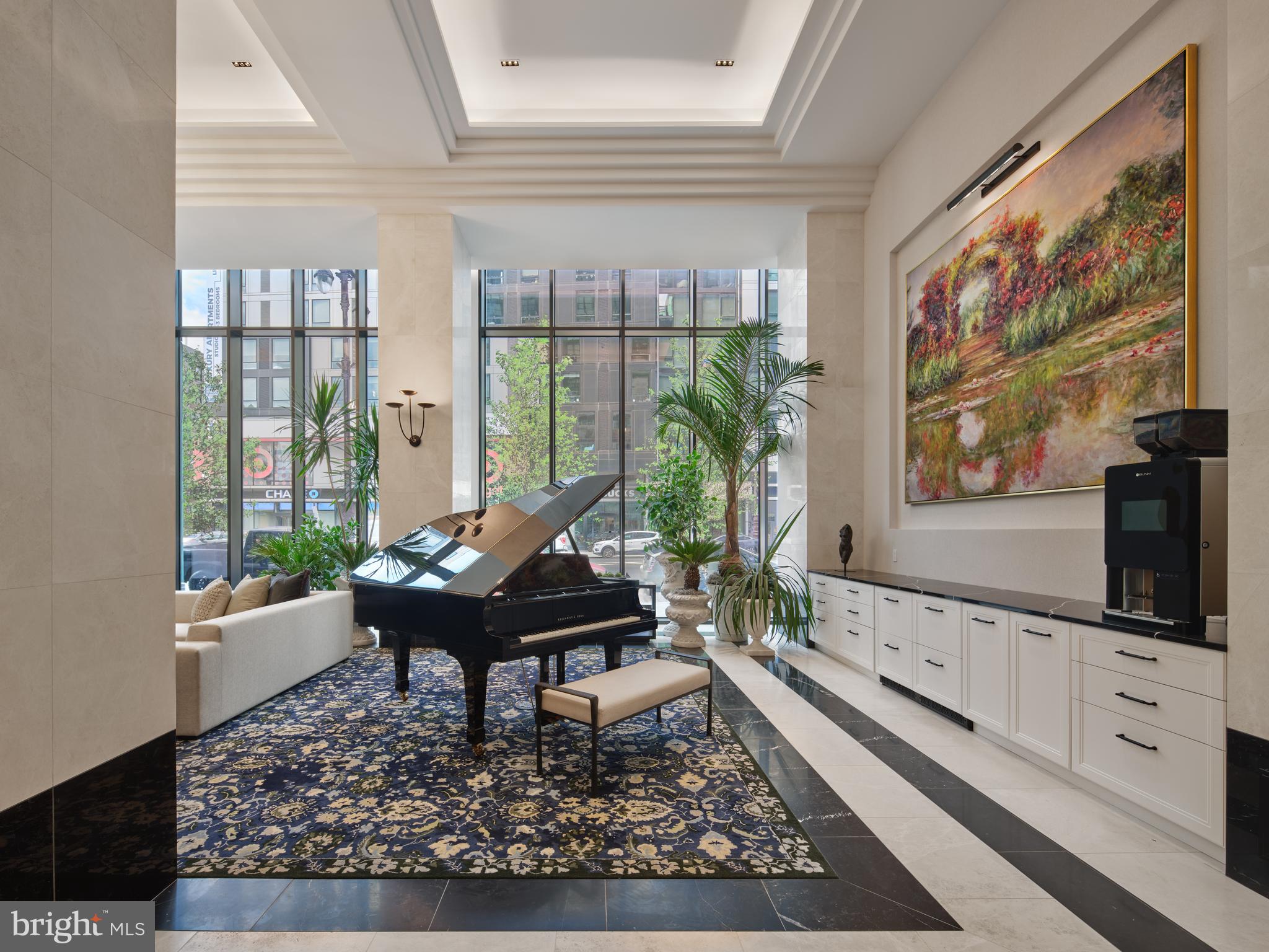 CENTER CITY - Residential Lease