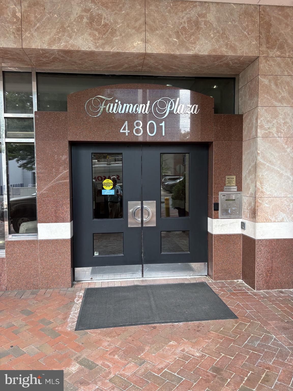 4801 FAIRMONT AVENUE 912