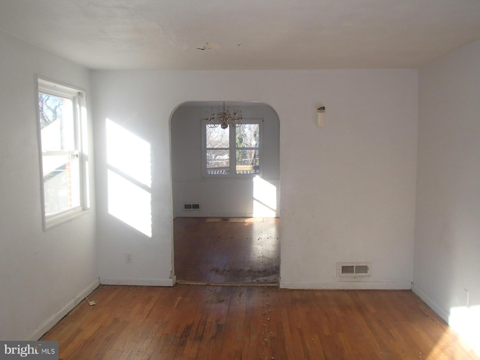 WEST EDMONDALE - Residential