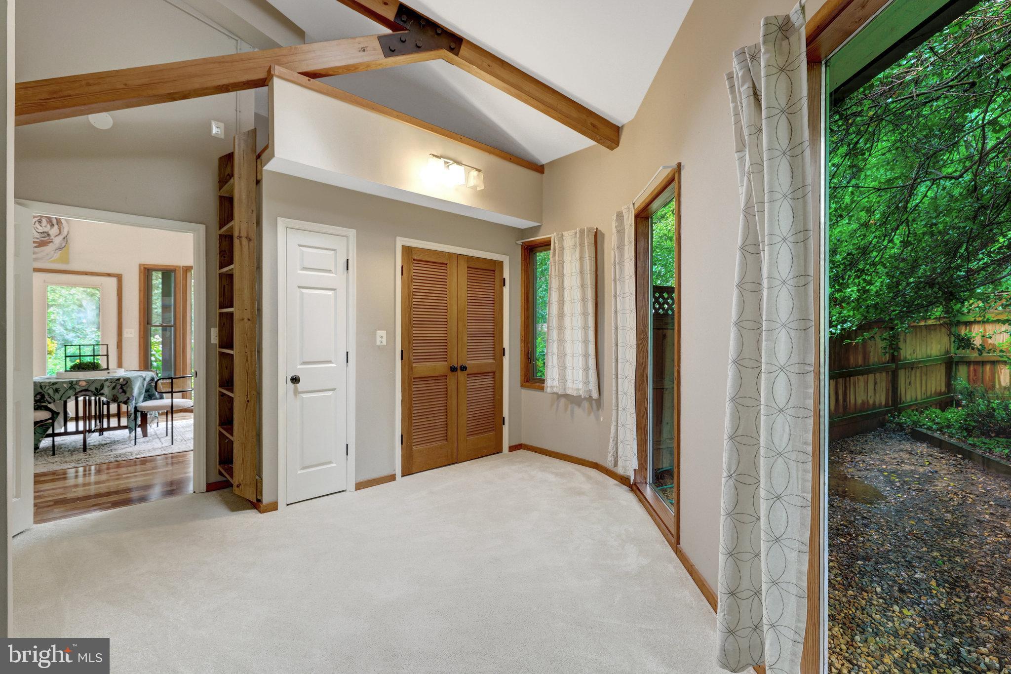 MANTUA - Residential