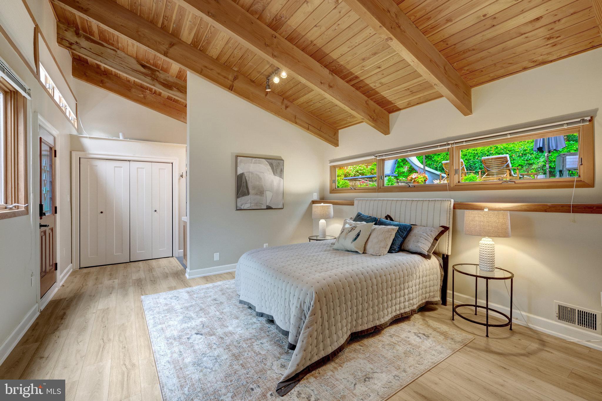 MANTUA - Residential