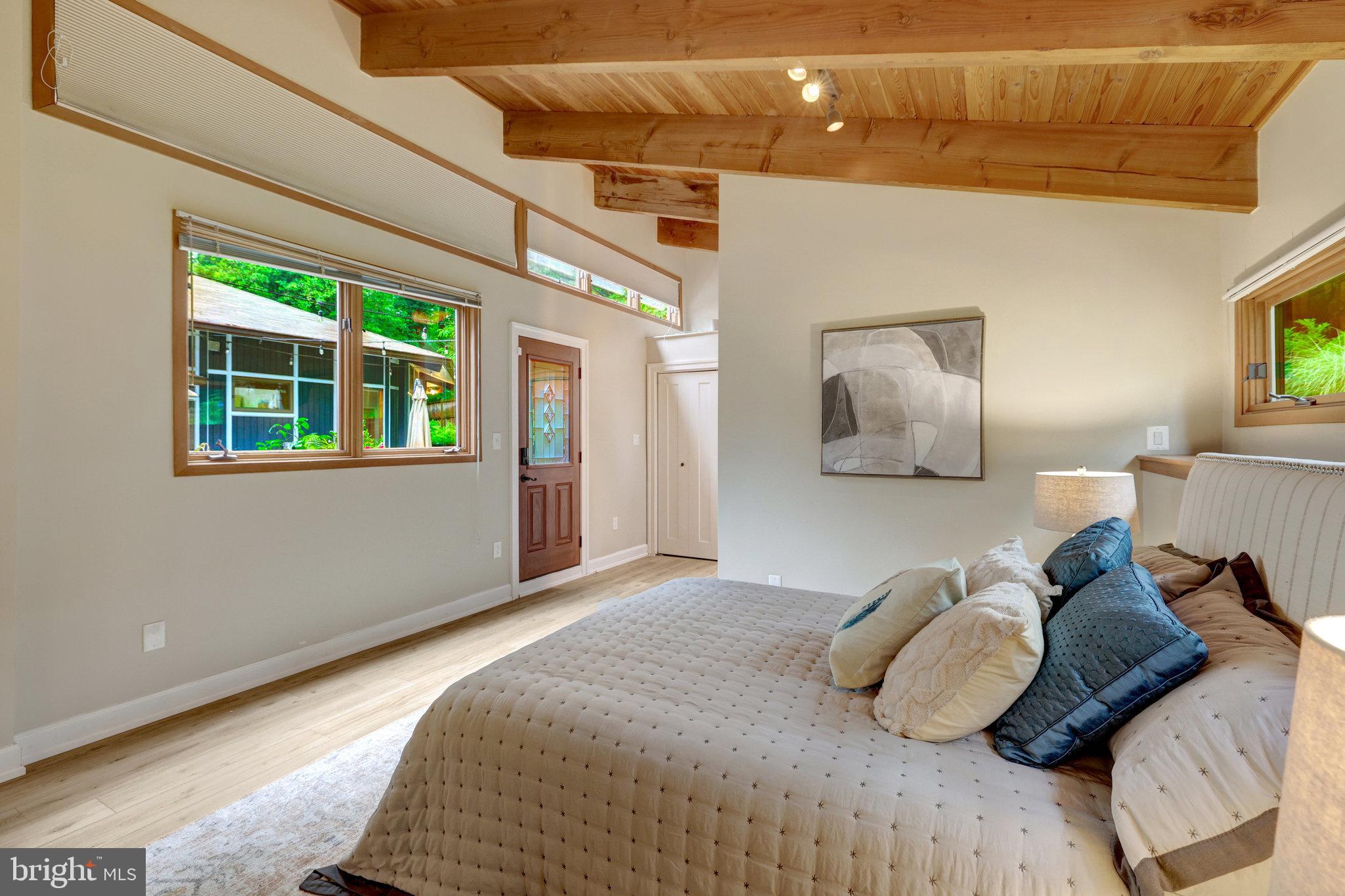 MANTUA - Residential