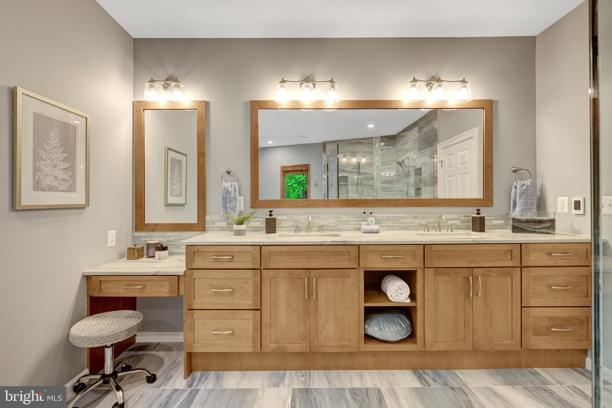 MANTUA - Residential