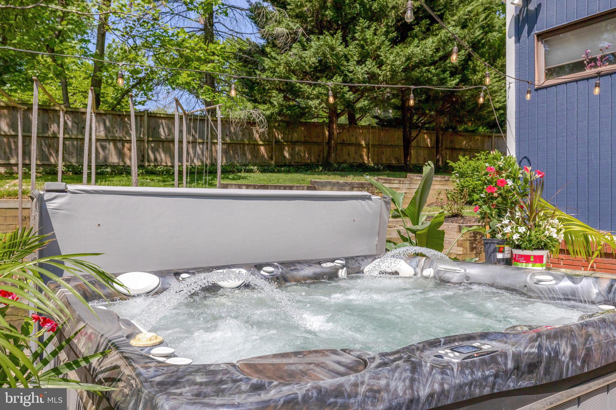 MANTUA - Residential