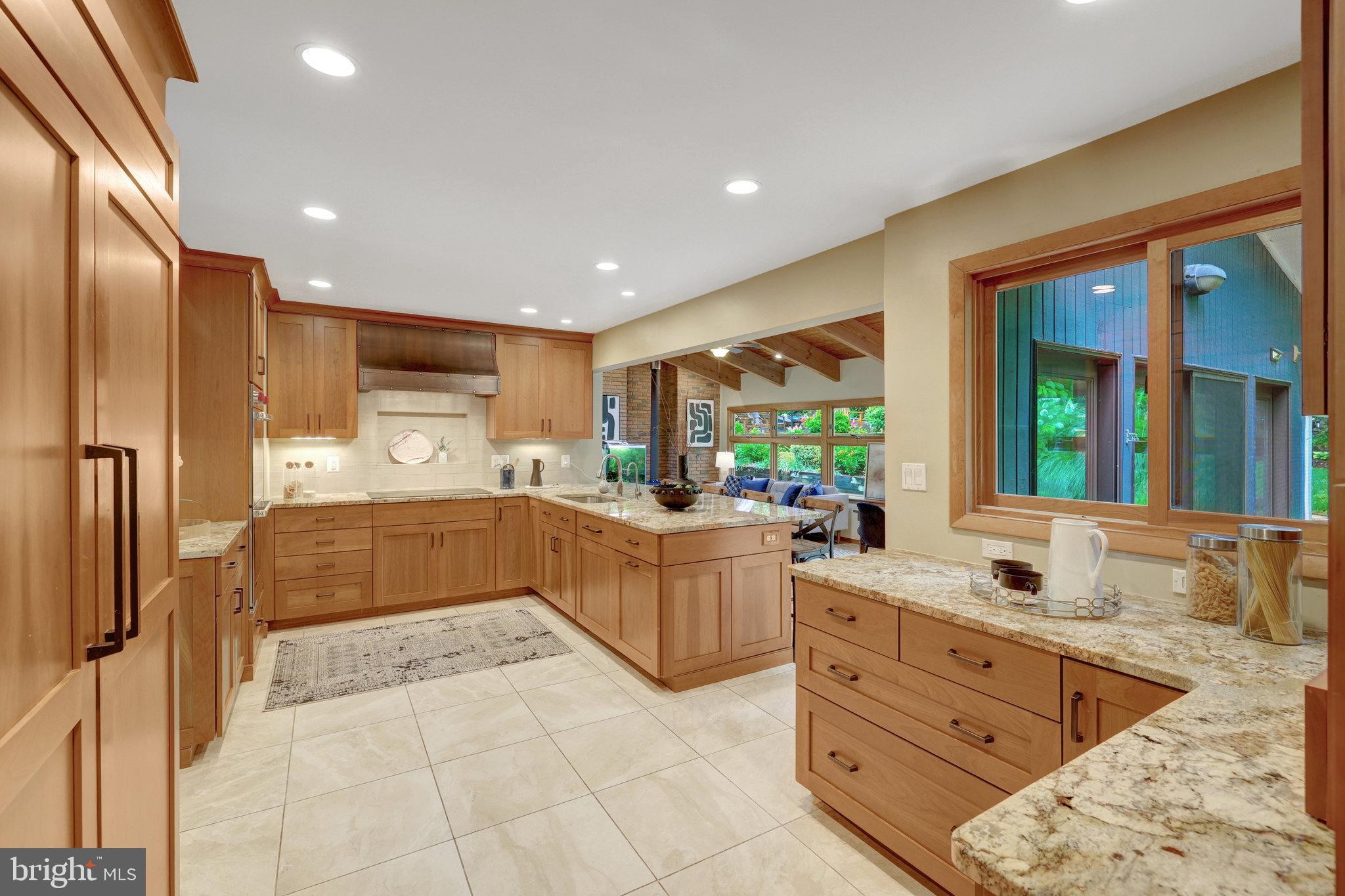 MANTUA - Residential