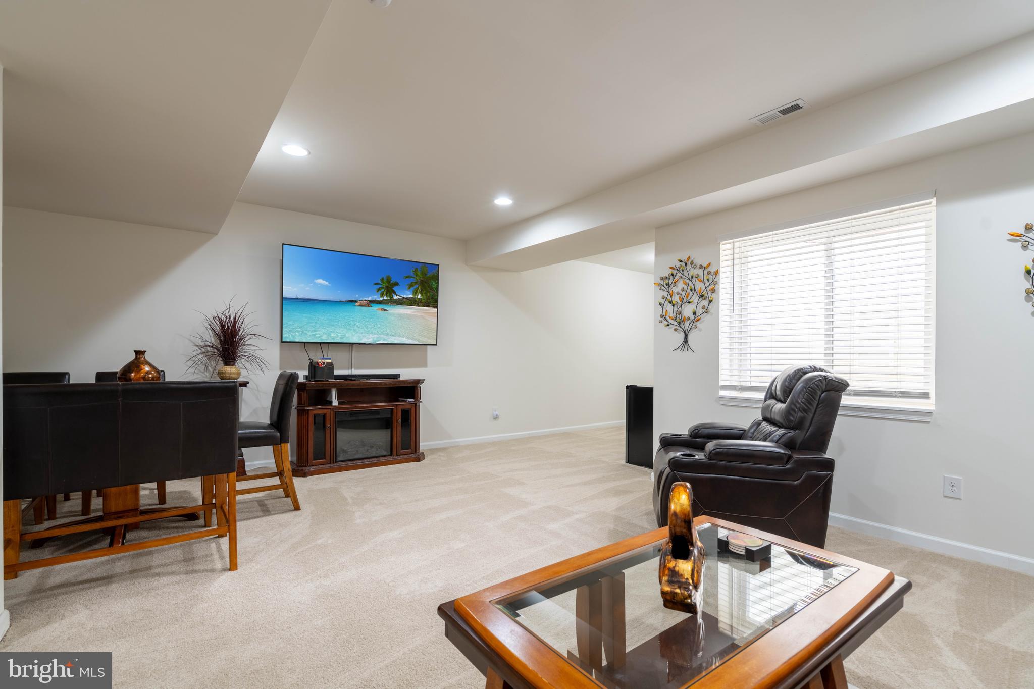 VILLAGE OF BAYBERRY - Residential