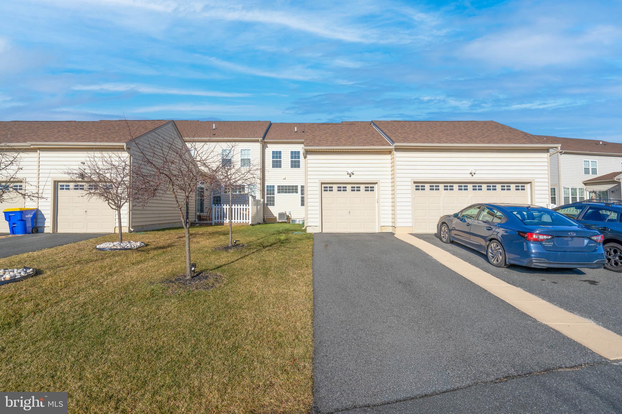 VILLAGE OF BAYBERRY - Residential