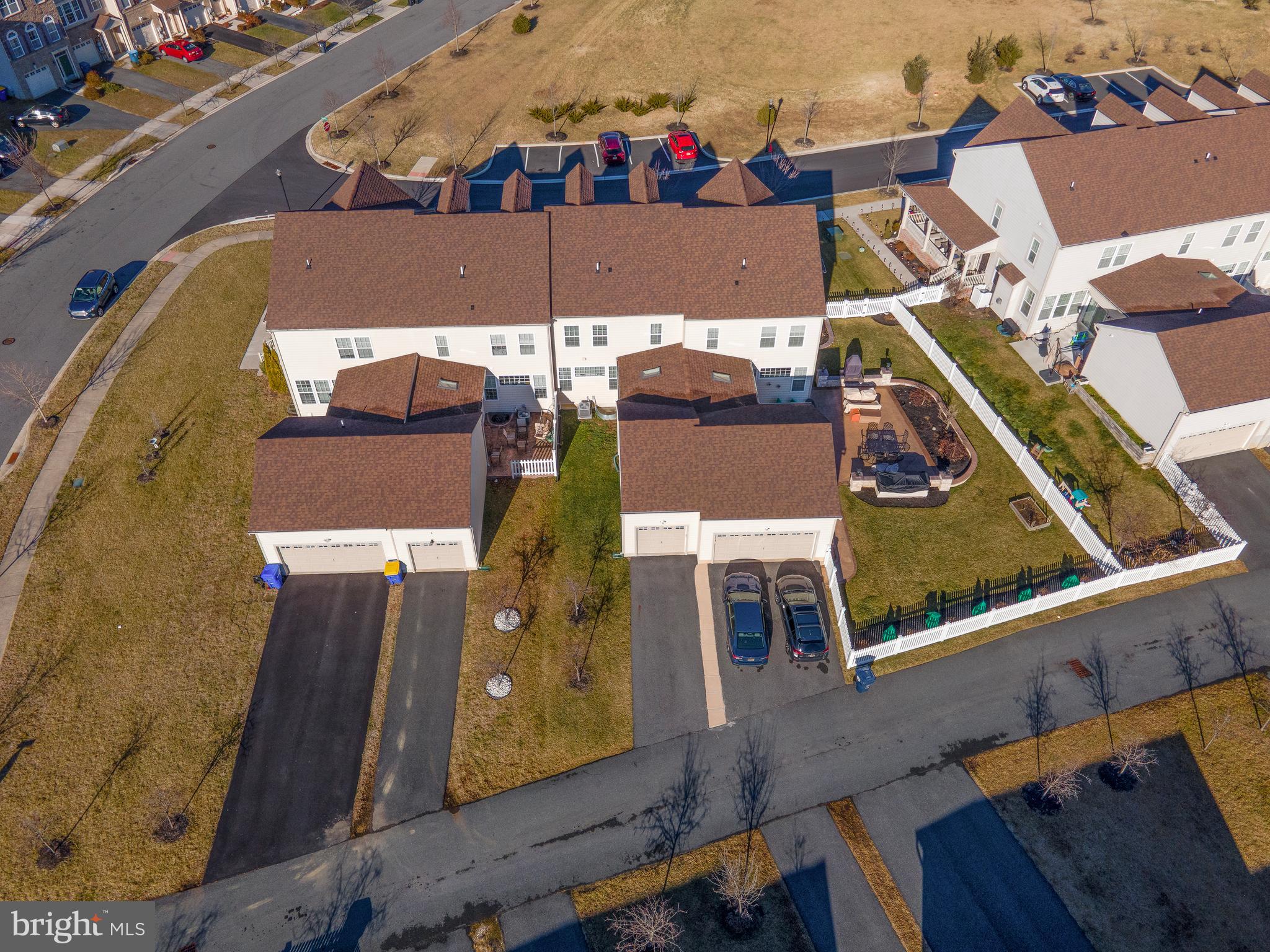 VILLAGE OF BAYBERRY - Residential