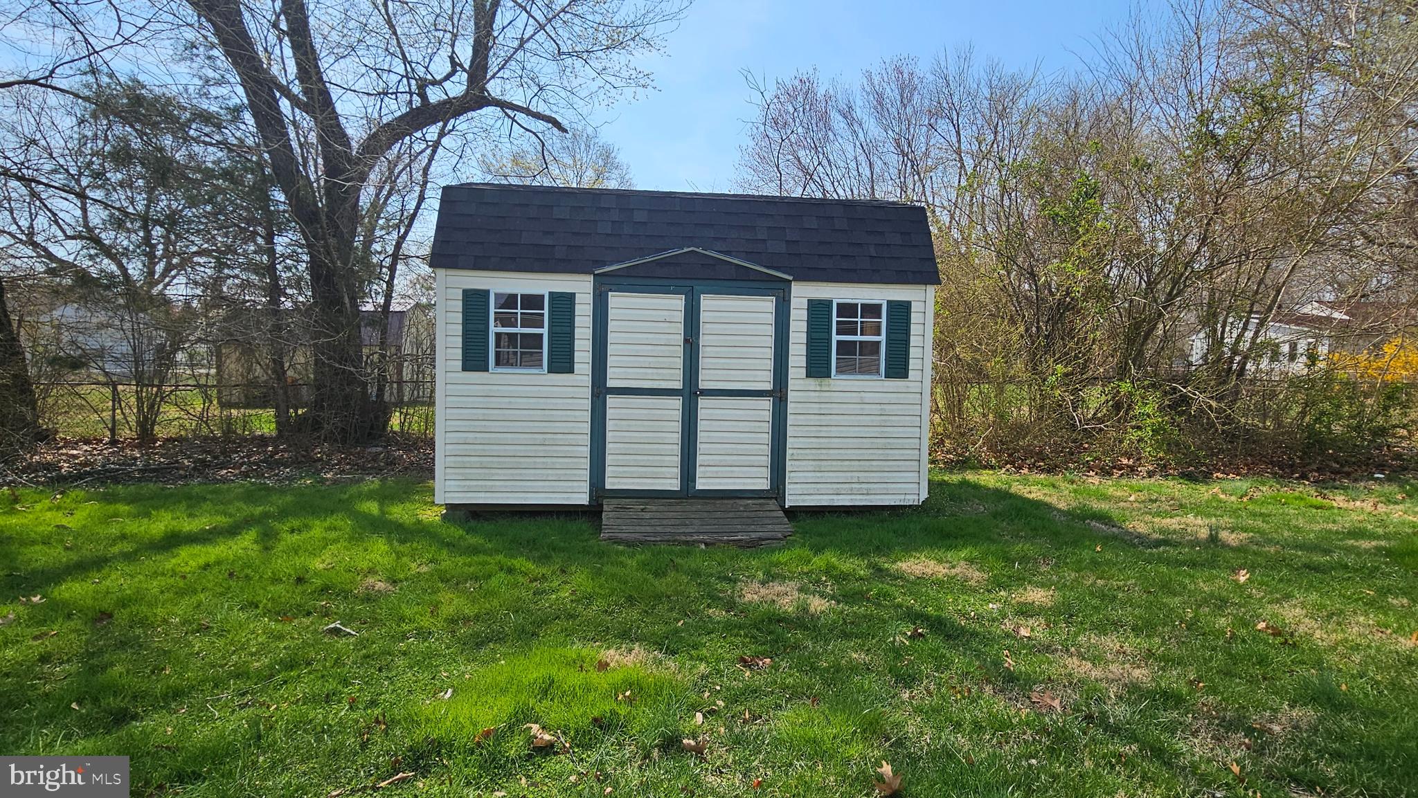 PEACOCK MANOR - Residential