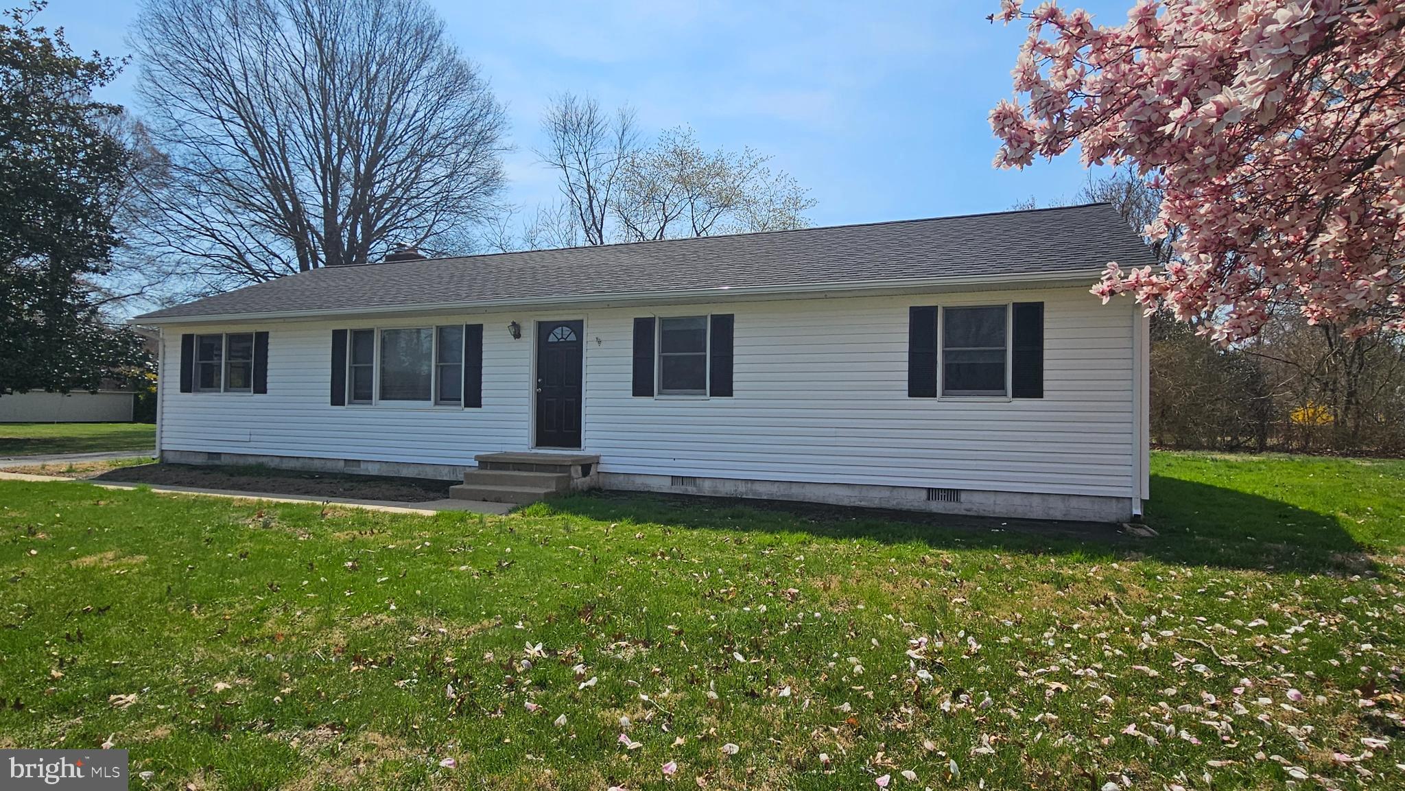 PEACOCK MANOR - Residential