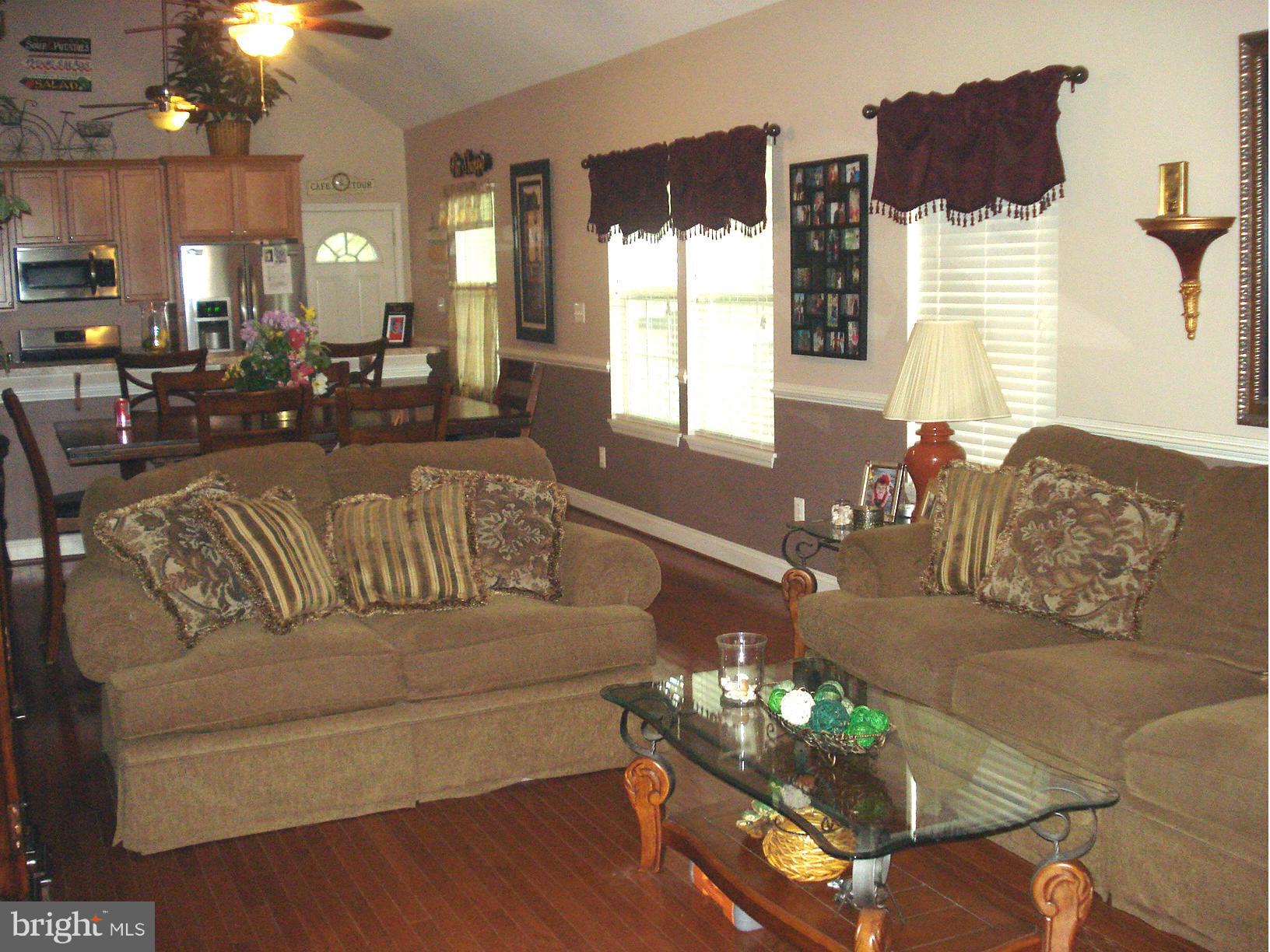 GLEN GARDENS - Residential Lease