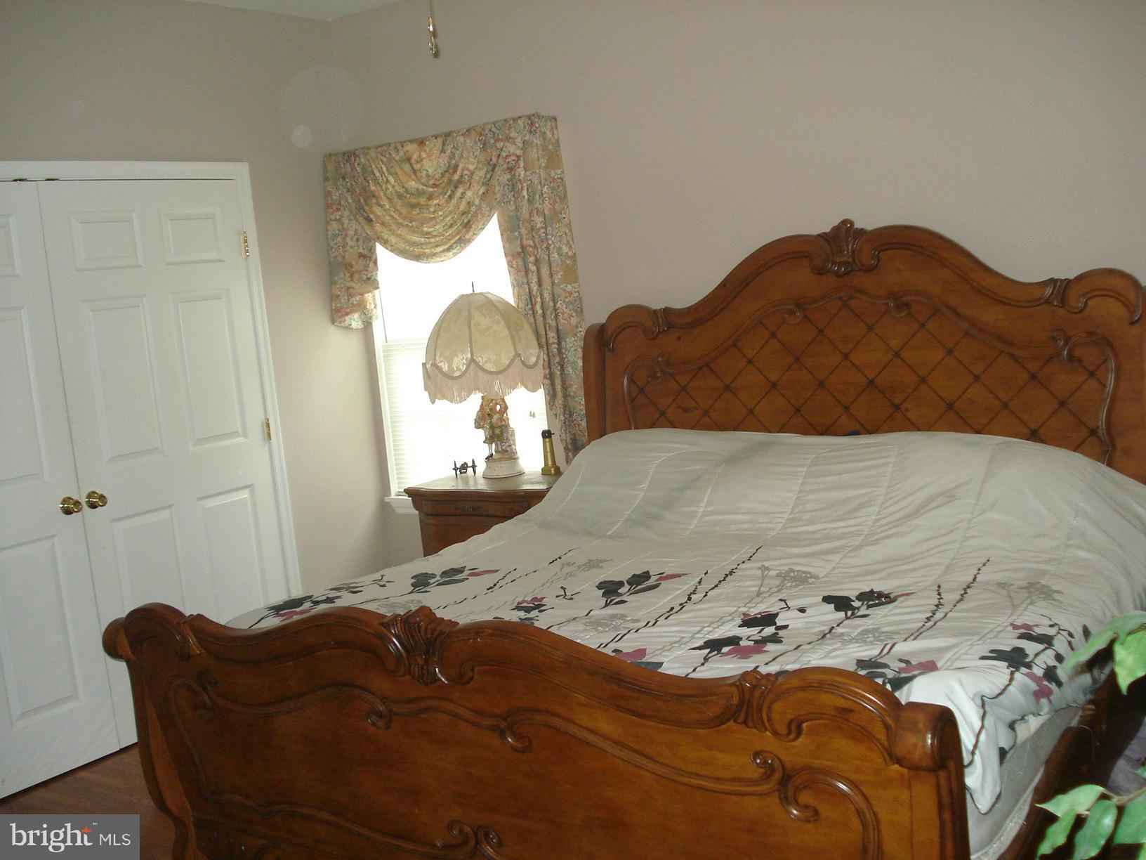 GLEN GARDENS - Residential Lease