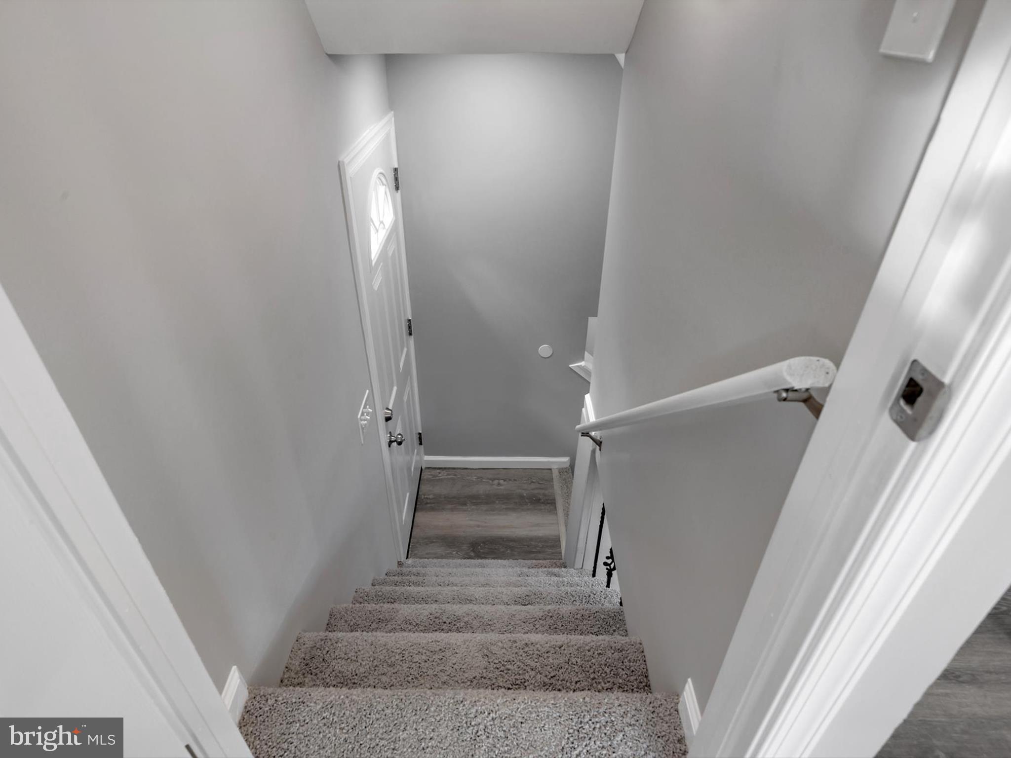 SUNRISE BEACH - Residential