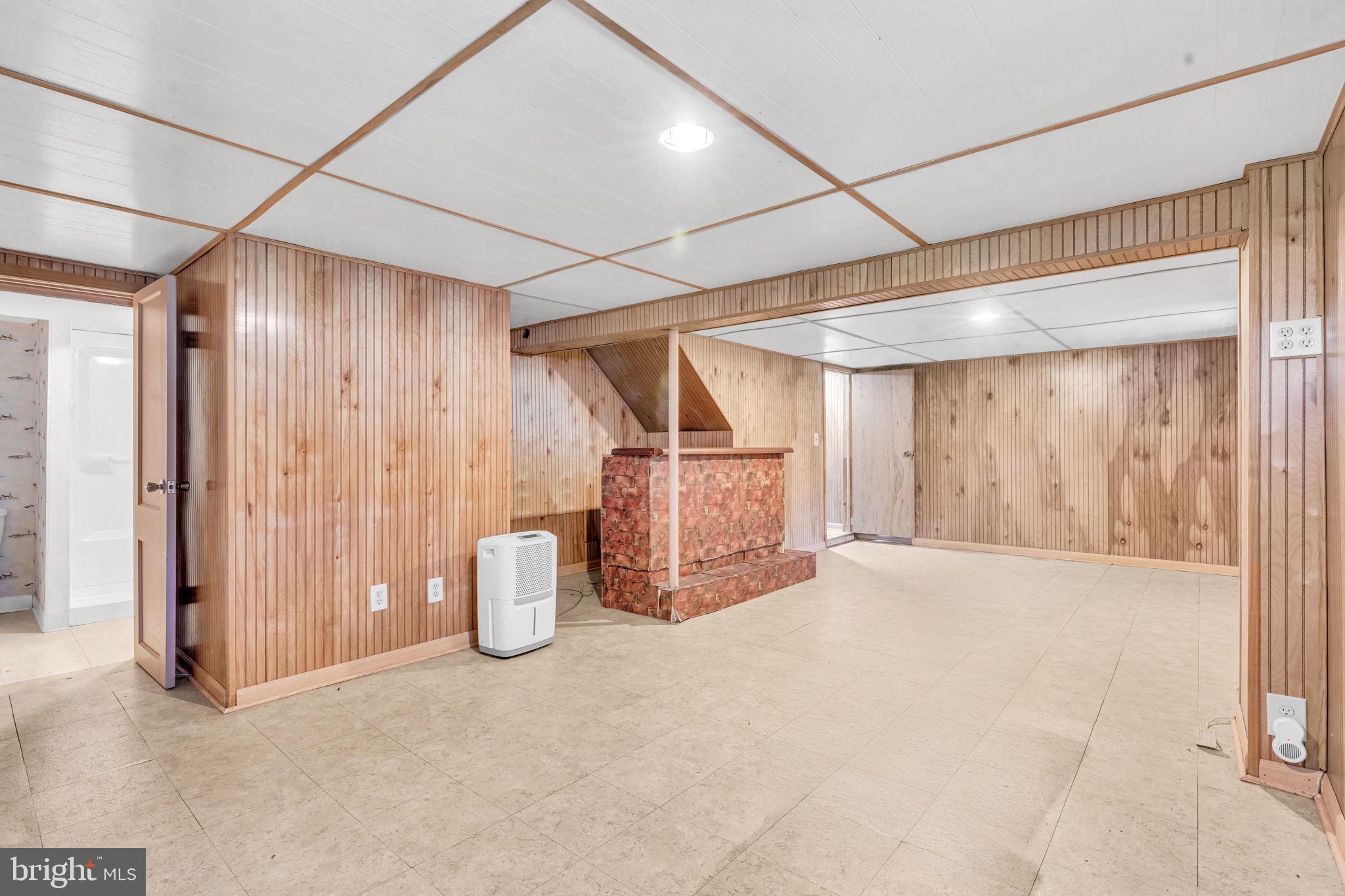 BELTSVILLE - Residential