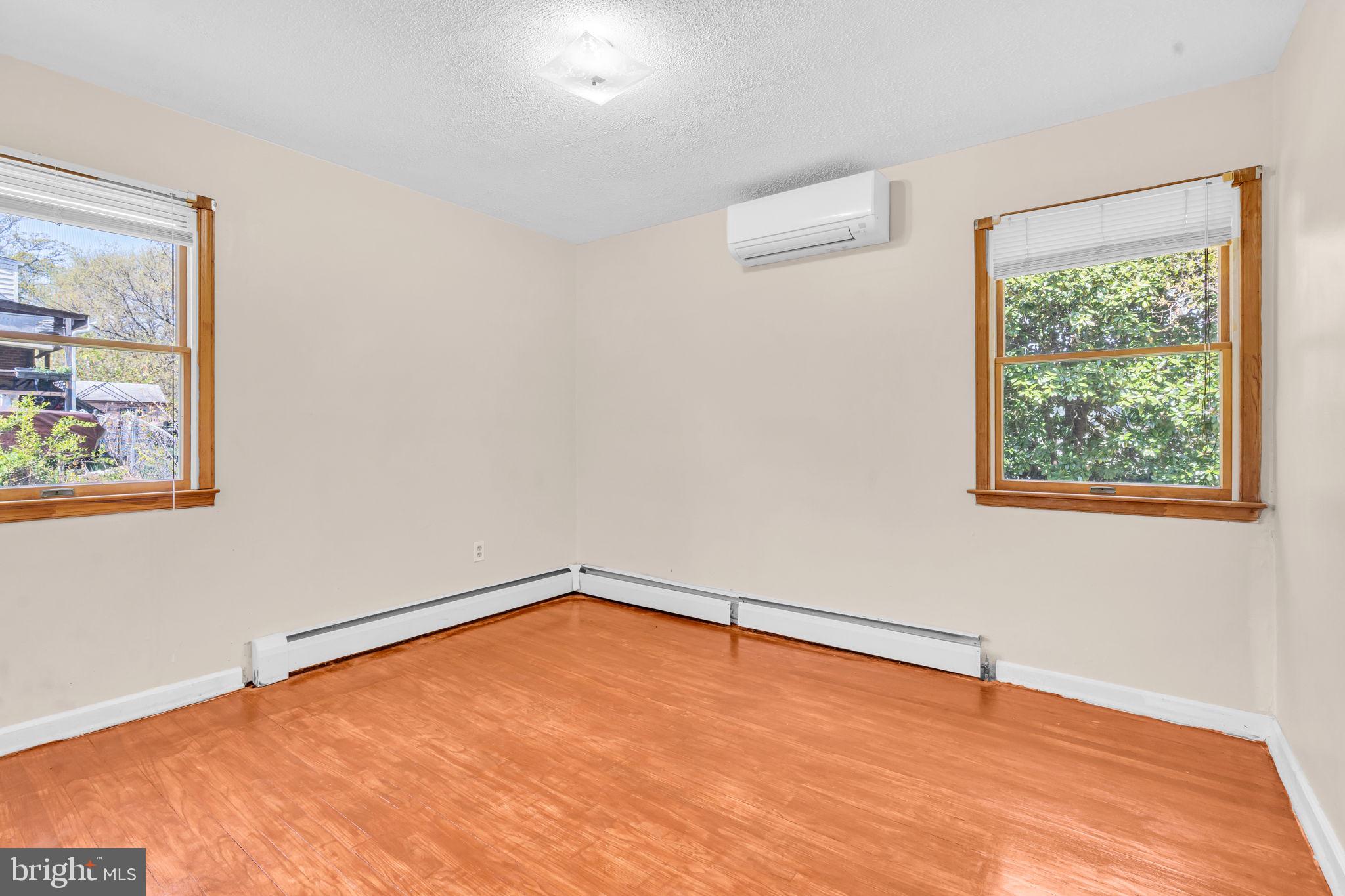 BELTSVILLE - Residential