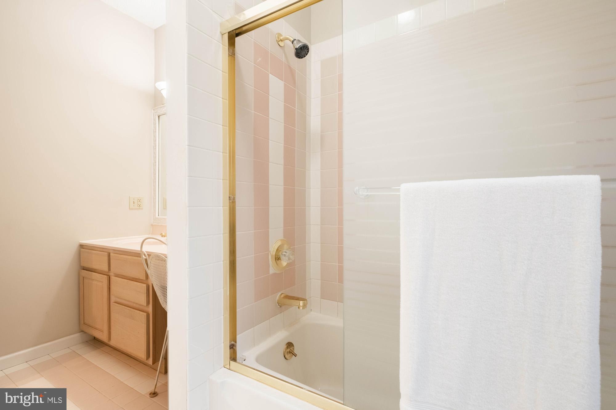 SUNSET RIDGE - Residential