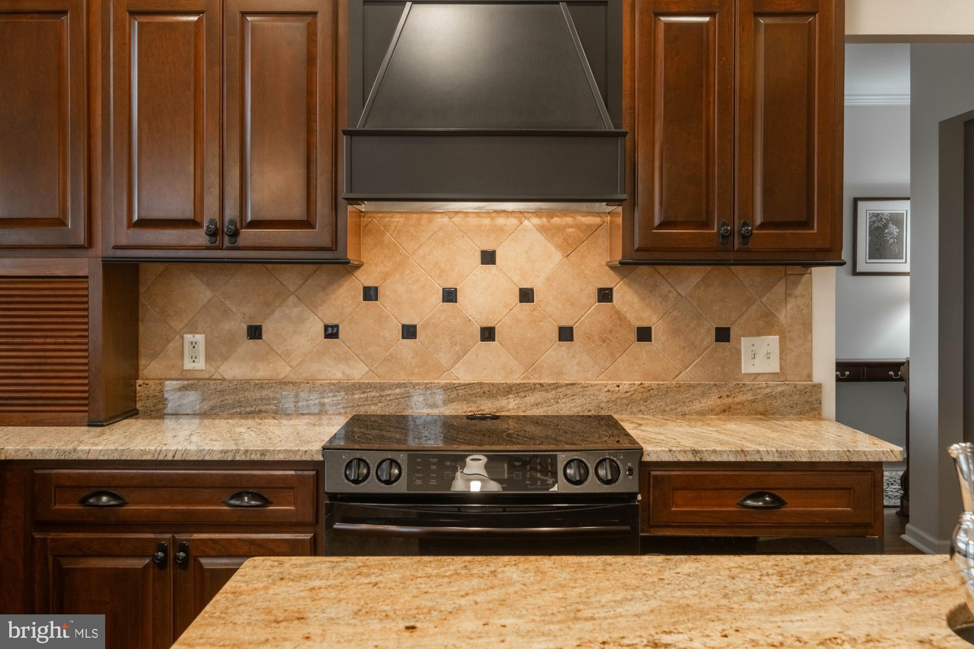 SUNSET RIDGE - Residential