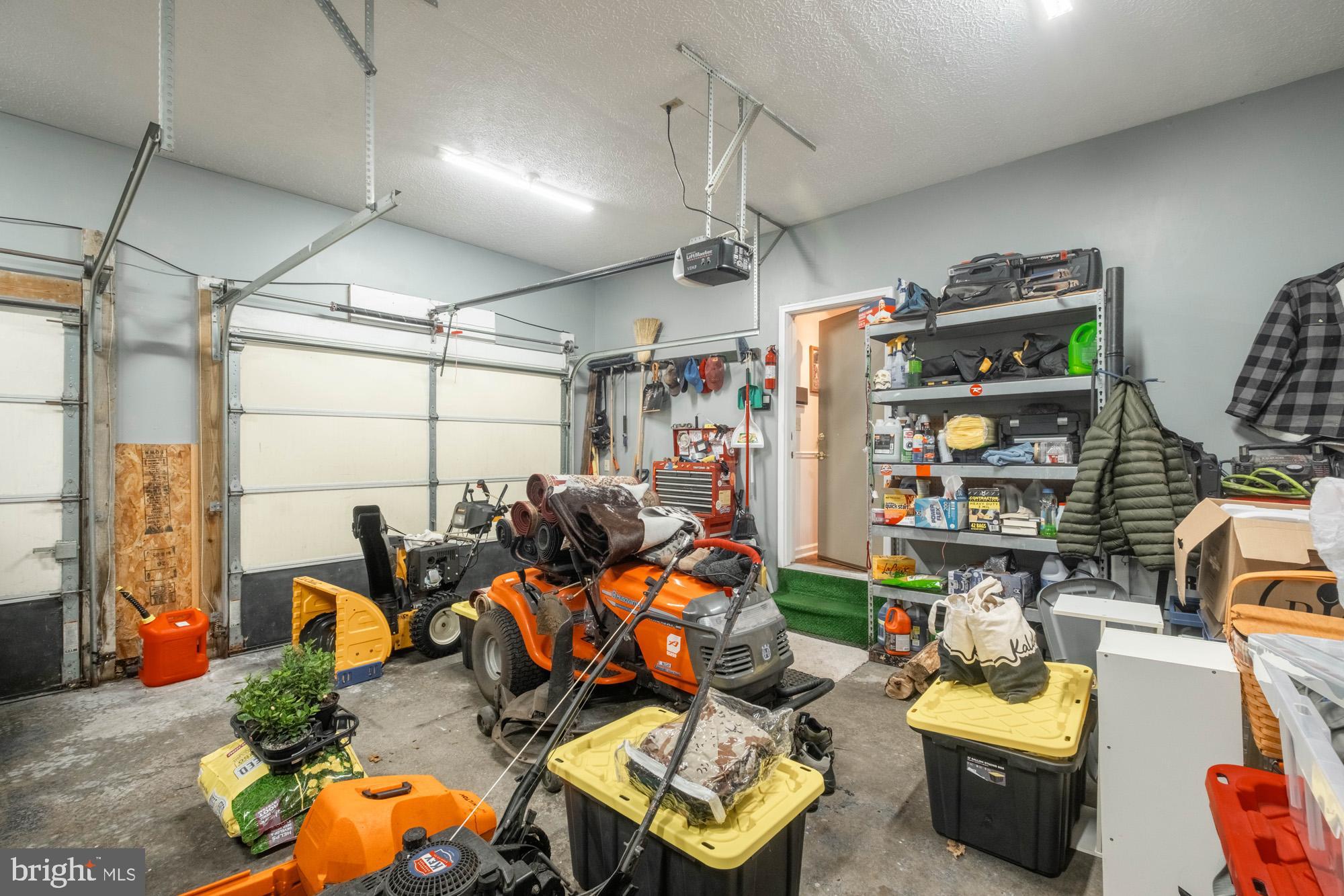 SUNSET RIDGE - Residential