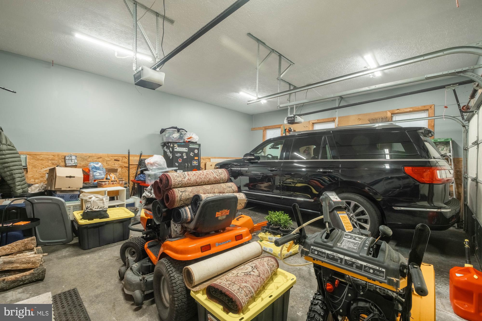 SUNSET RIDGE - Residential