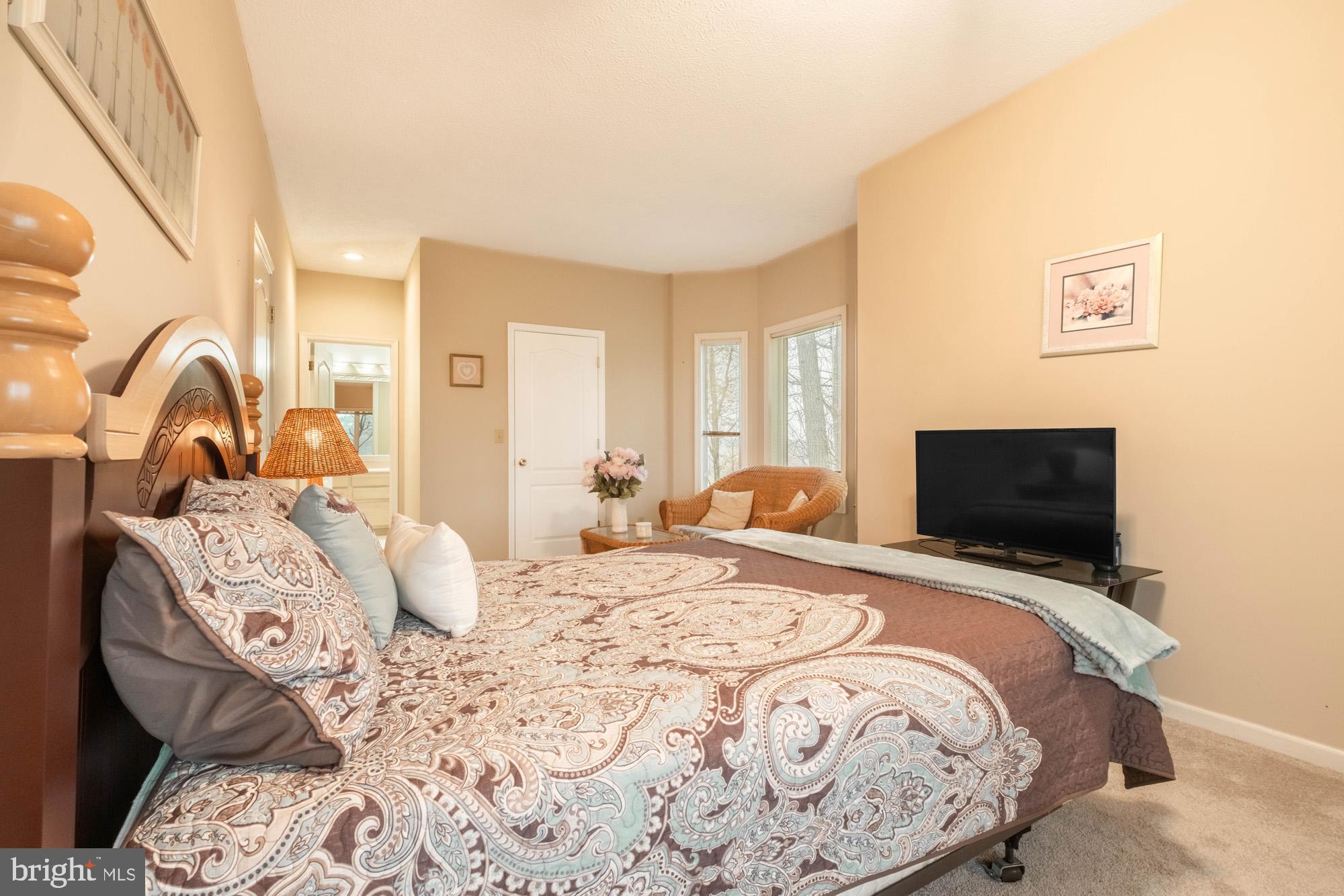 SUNSET RIDGE - Residential