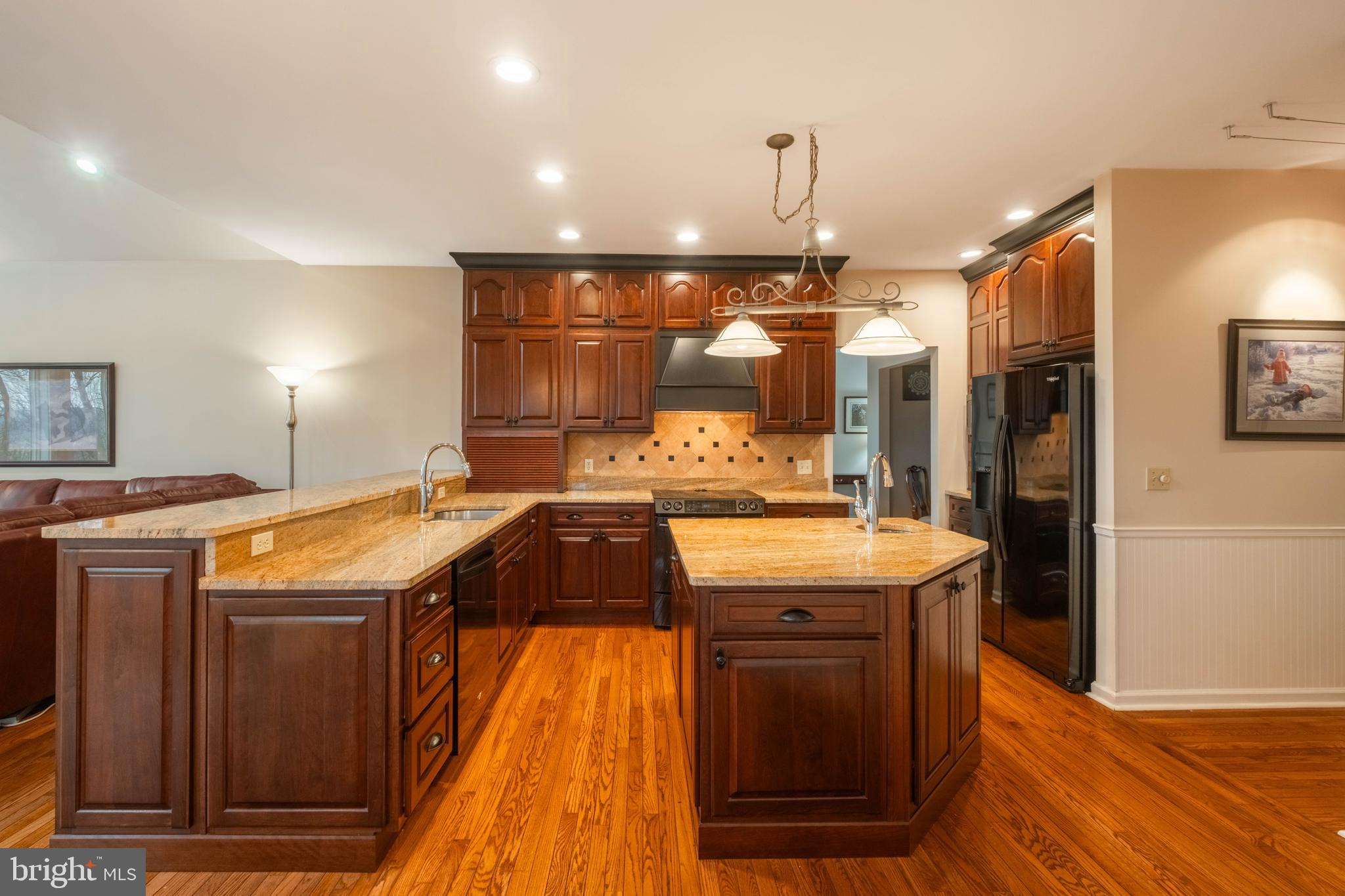 790 SUNSET RIDGE DRIVE