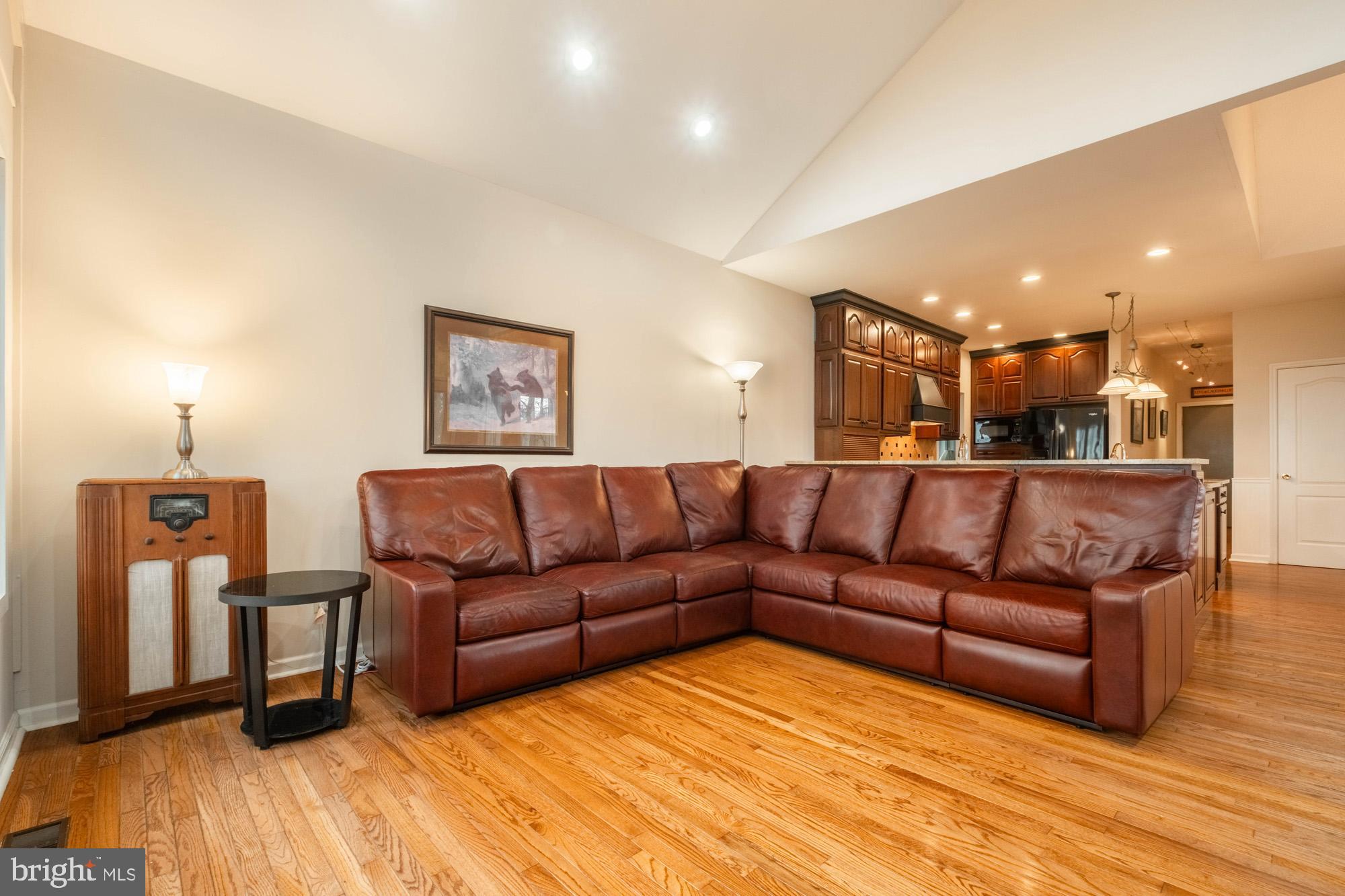 SUNSET RIDGE - Residential