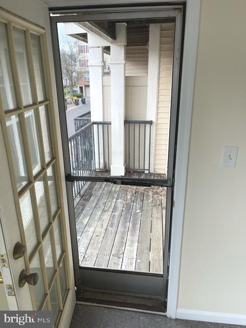 WOODVIEW VILLAGE WEST - Residential