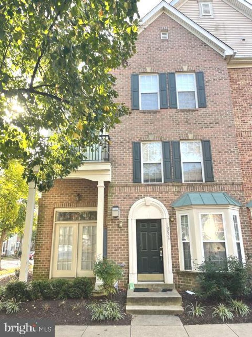 HURRY...Motivated Seller is paying up to 4% Closing Help w/ a FULL PRICE OFFER!

OPEN HOUSE this...
Sat Jan 15th fr 11am-3pm
Sun Jan 16th fr 11am-2pm

WOODVIEW VILLAGE Vacant 2 Level Townhouse/Condo w/ Garage...Hurry this one won't last!  This 2 
Level Townhouse/Condo with FRESH PAINT & NEW FLOORING  has 3 Bdrms, 2.5 Baths, Living Room/Dining Room Combo, Deck off Master Bedroom, Master Bath w/ Soaking Tub, 1 Car Garage...all in the centrally located Woodview Village Subdivision just 5 minutes from Woodview Town Center (shopping & restaurants), 5 minutes from the Beltway, and 15 minutes from DC! Also enjoy the community amenities including  a outdoor swimming pool, tot lots, tennis courts, & more!