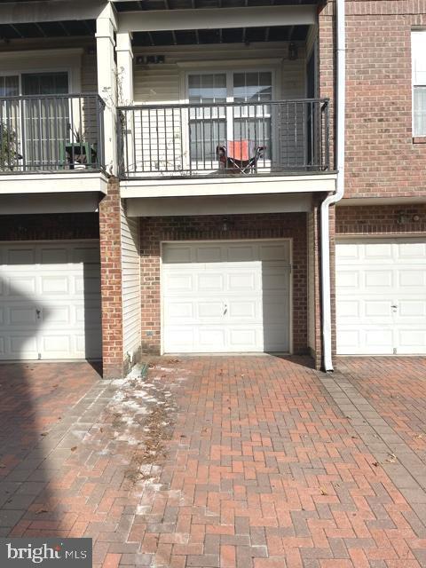 WOODVIEW VILLAGE WEST - Residential