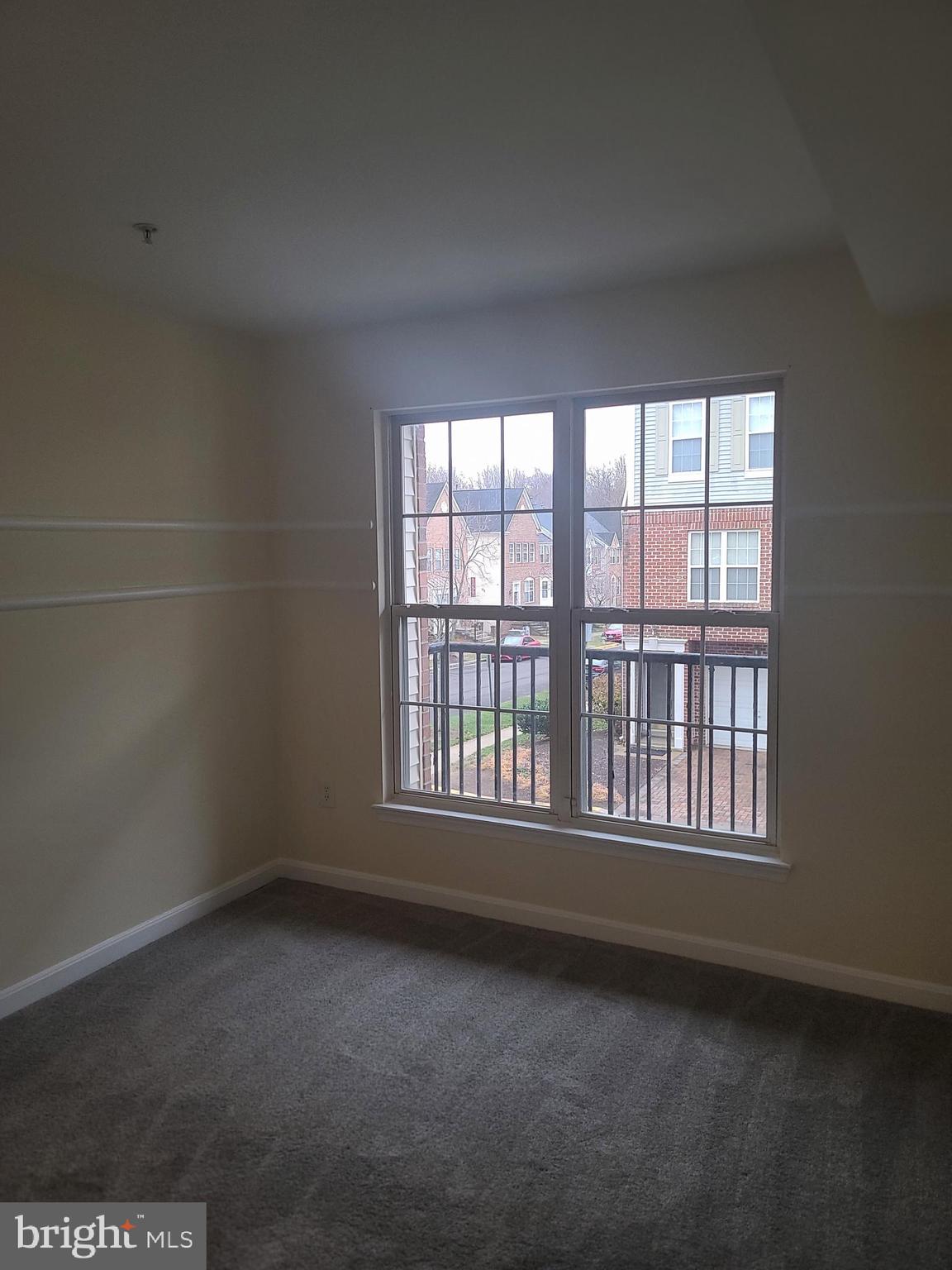 WOODVIEW VILLAGE WEST - Residential