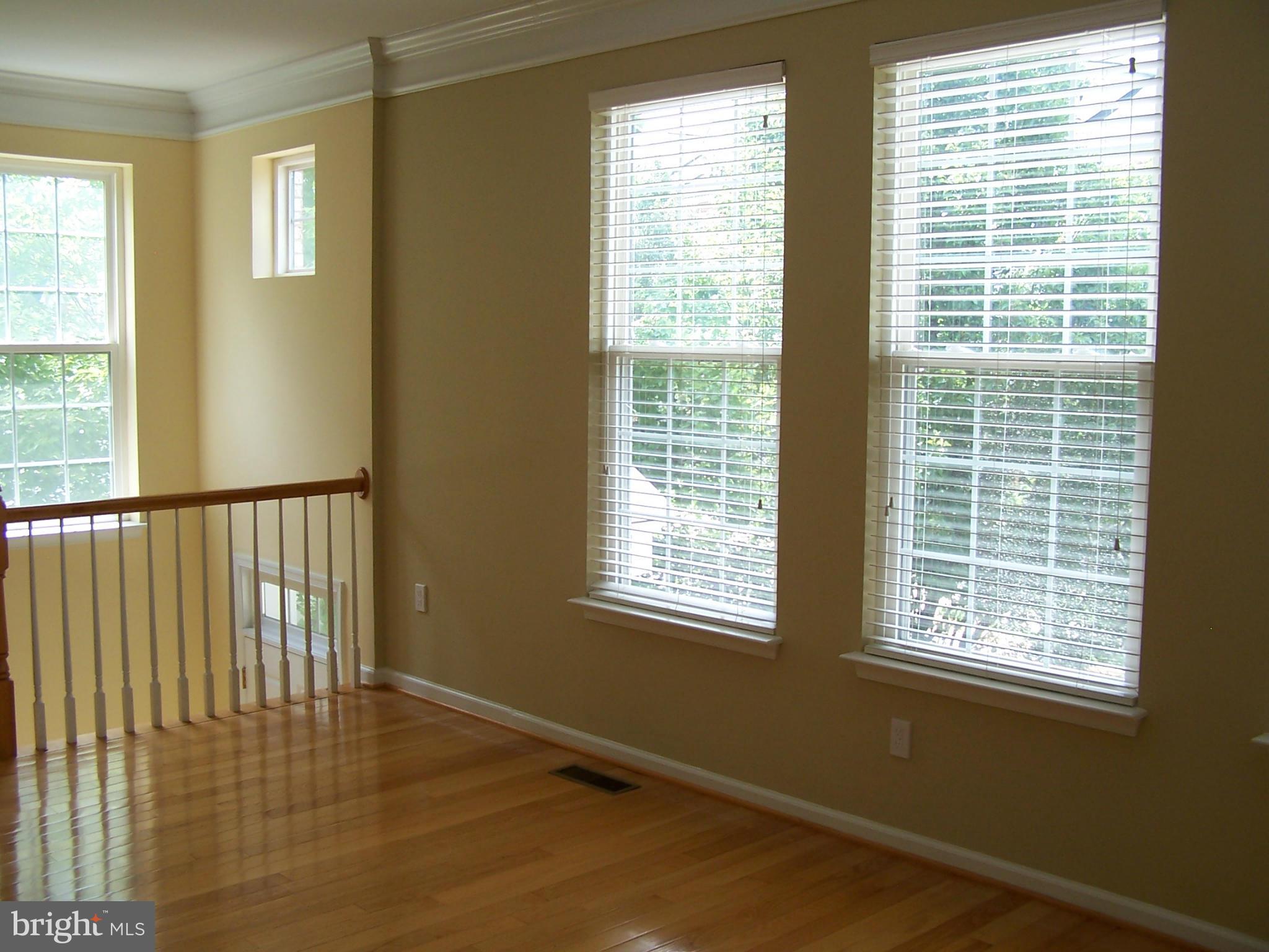 HAWTHORNE - Residential