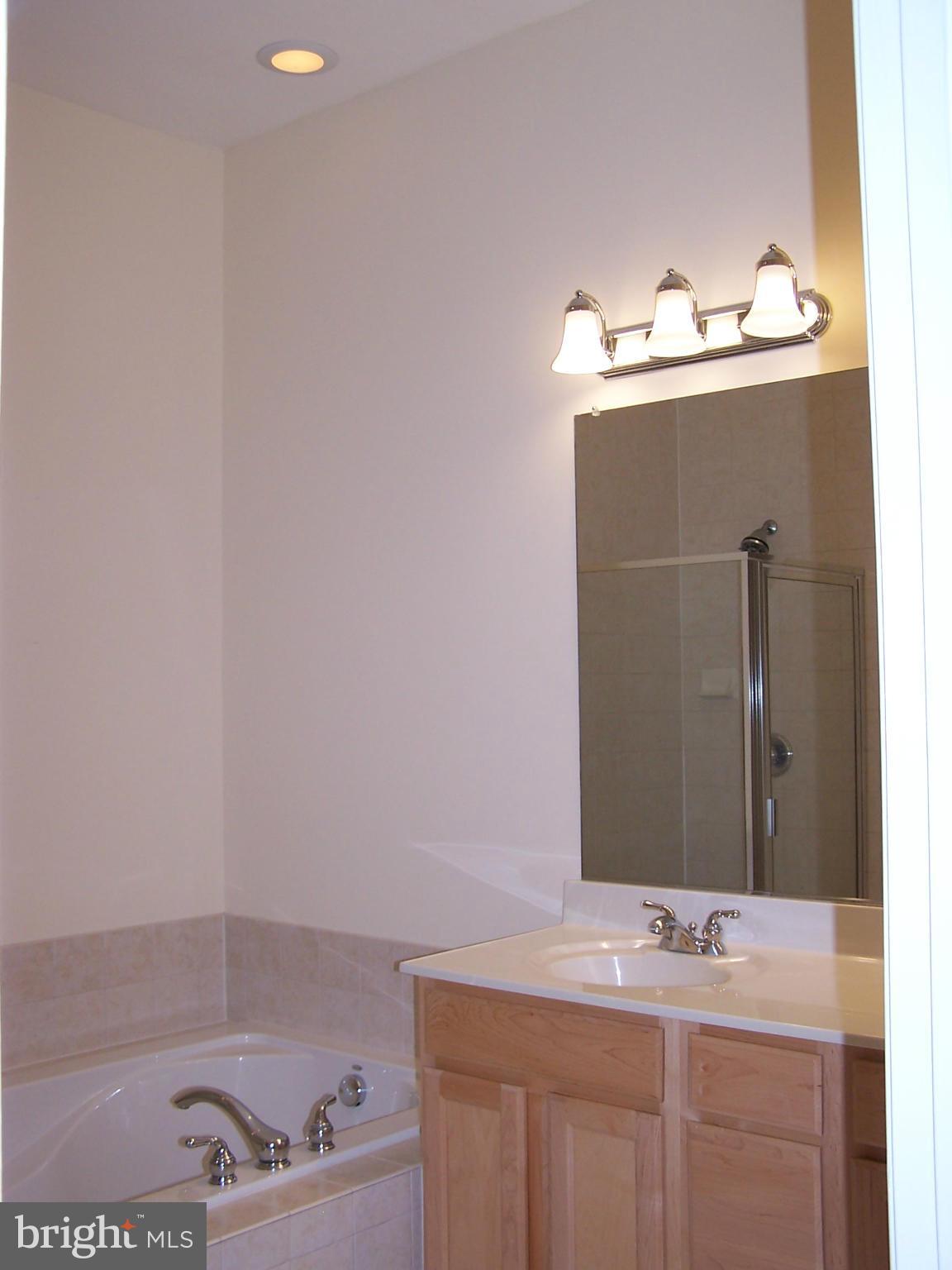 HAWTHORNE - Residential