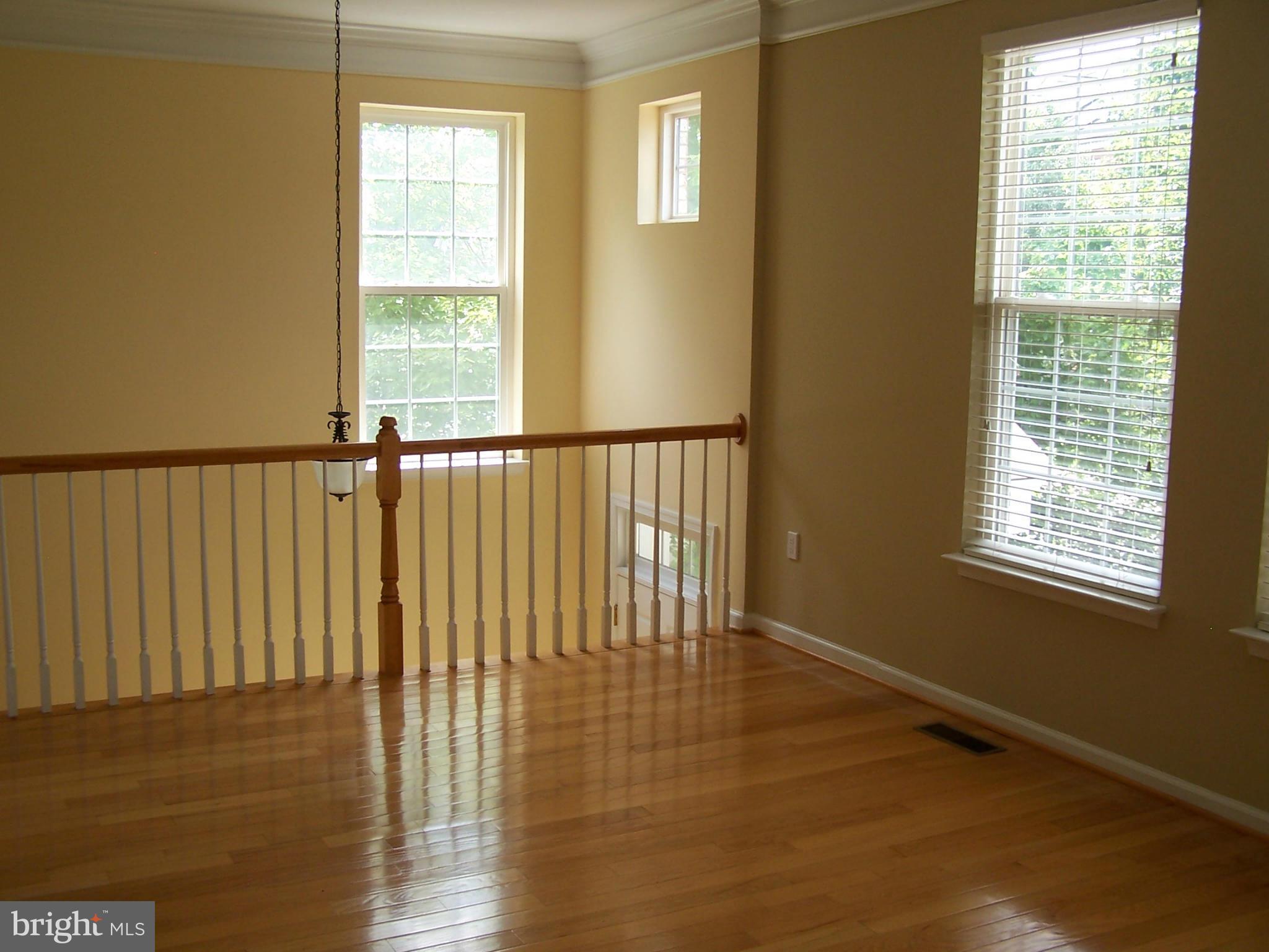 HAWTHORNE - Residential