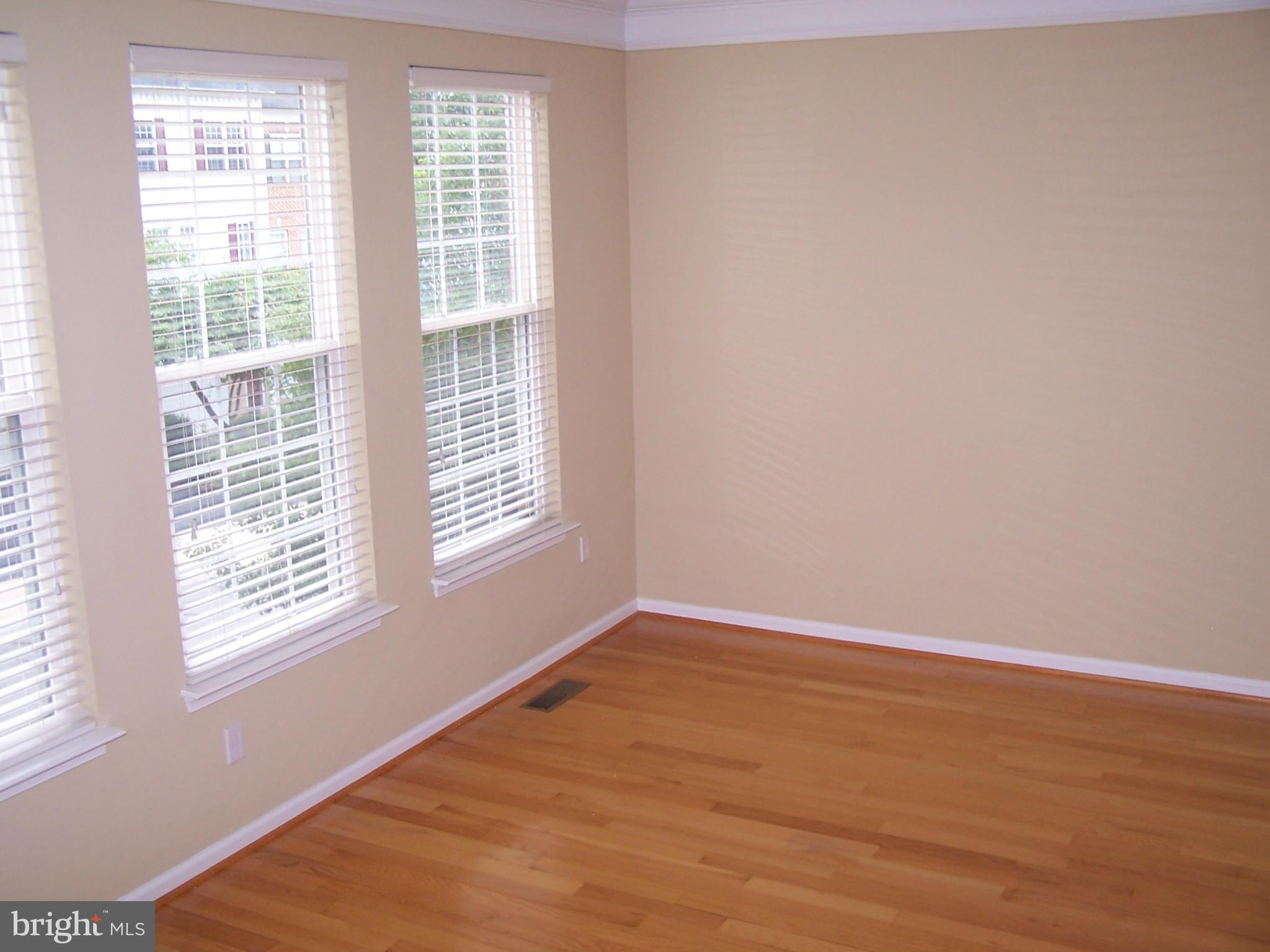 HAWTHORNE - Residential