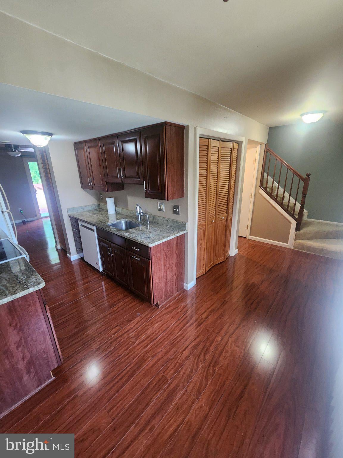 1519 WINTERBERRY DRIVE