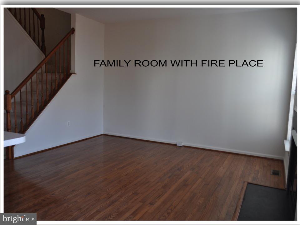 SOUTH RIDING - Residential Lease