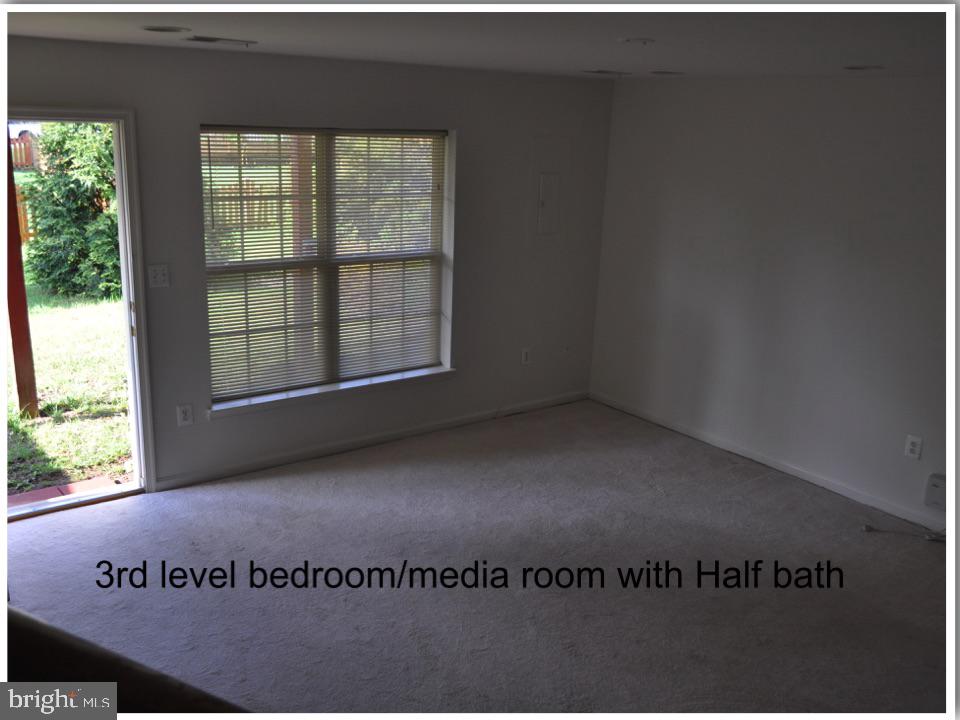 SOUTH RIDING - Residential Lease