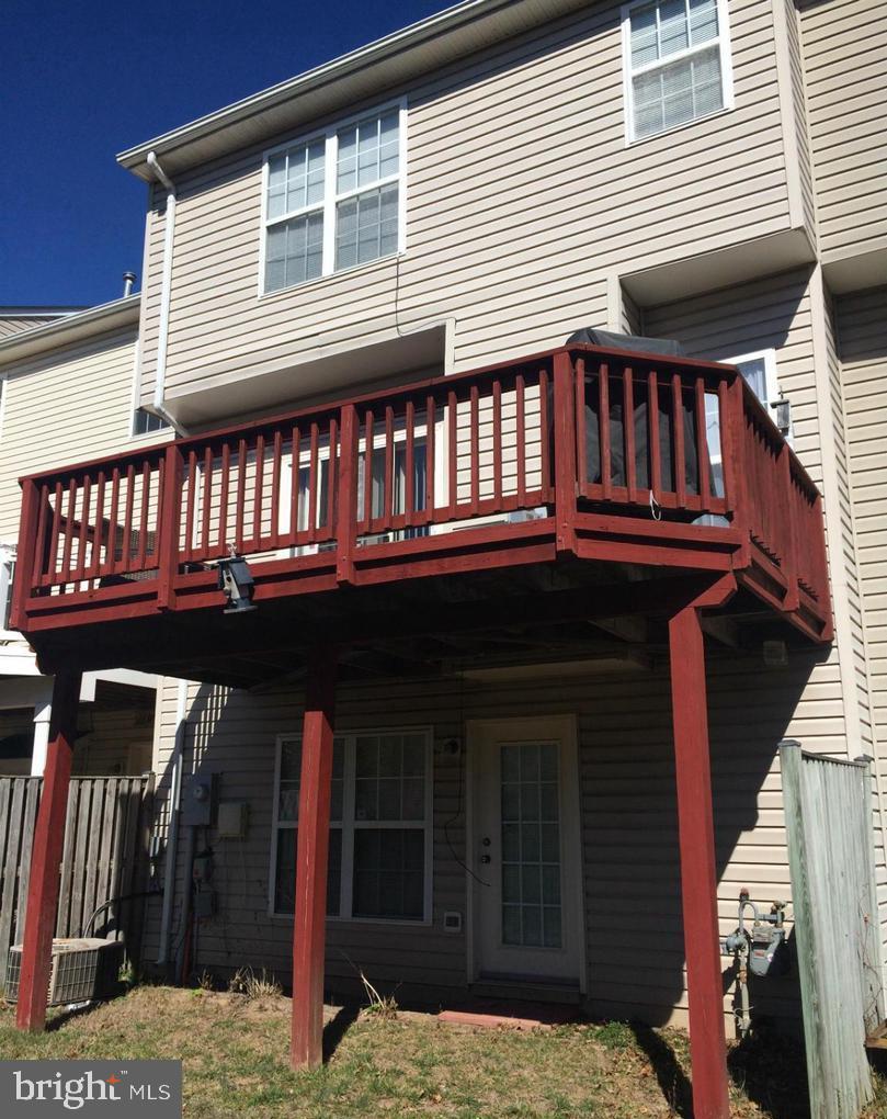 SOUTH RIDING - Residential Lease