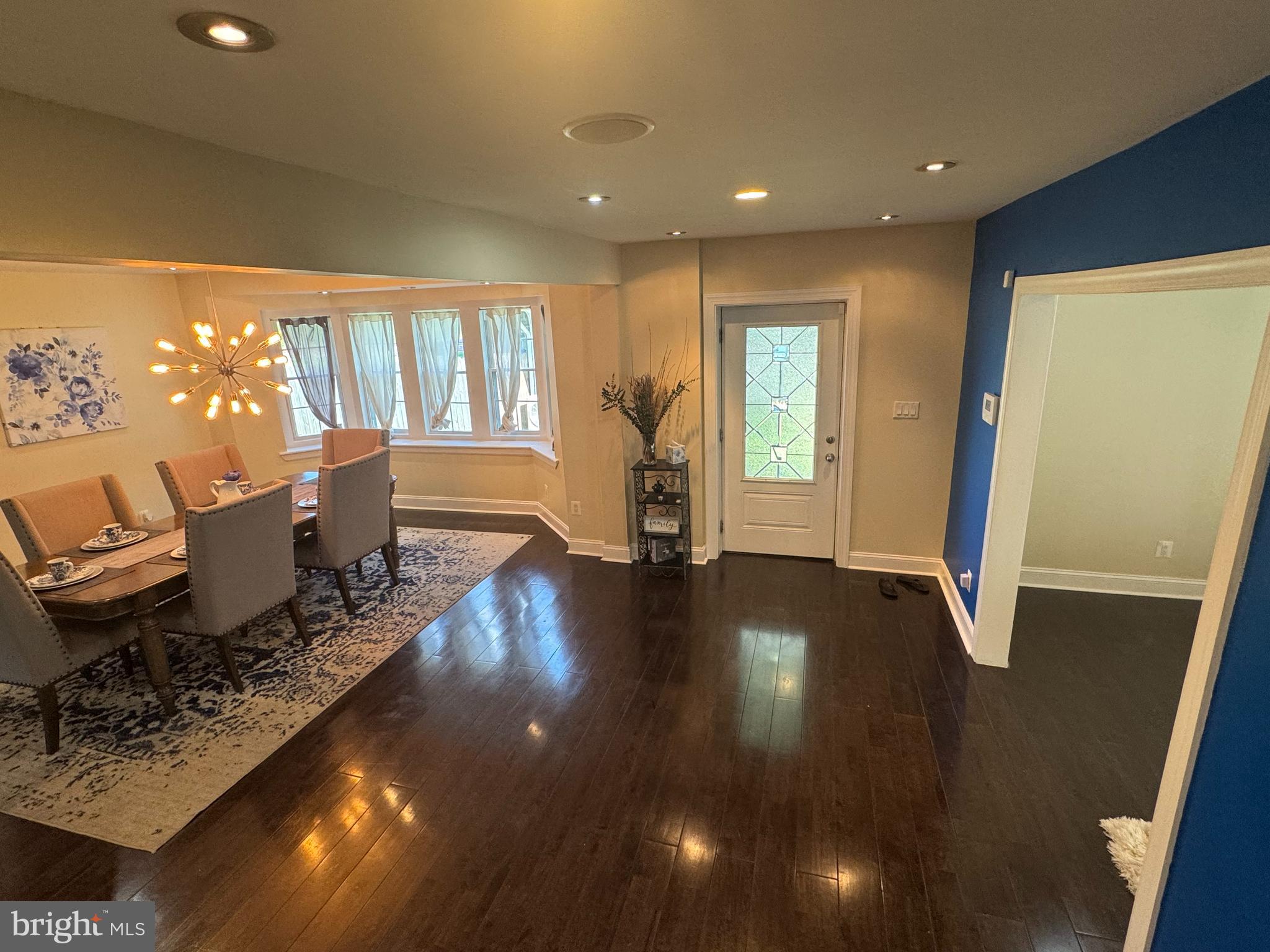 WYNNEFIELD HEIGHTS - Residential