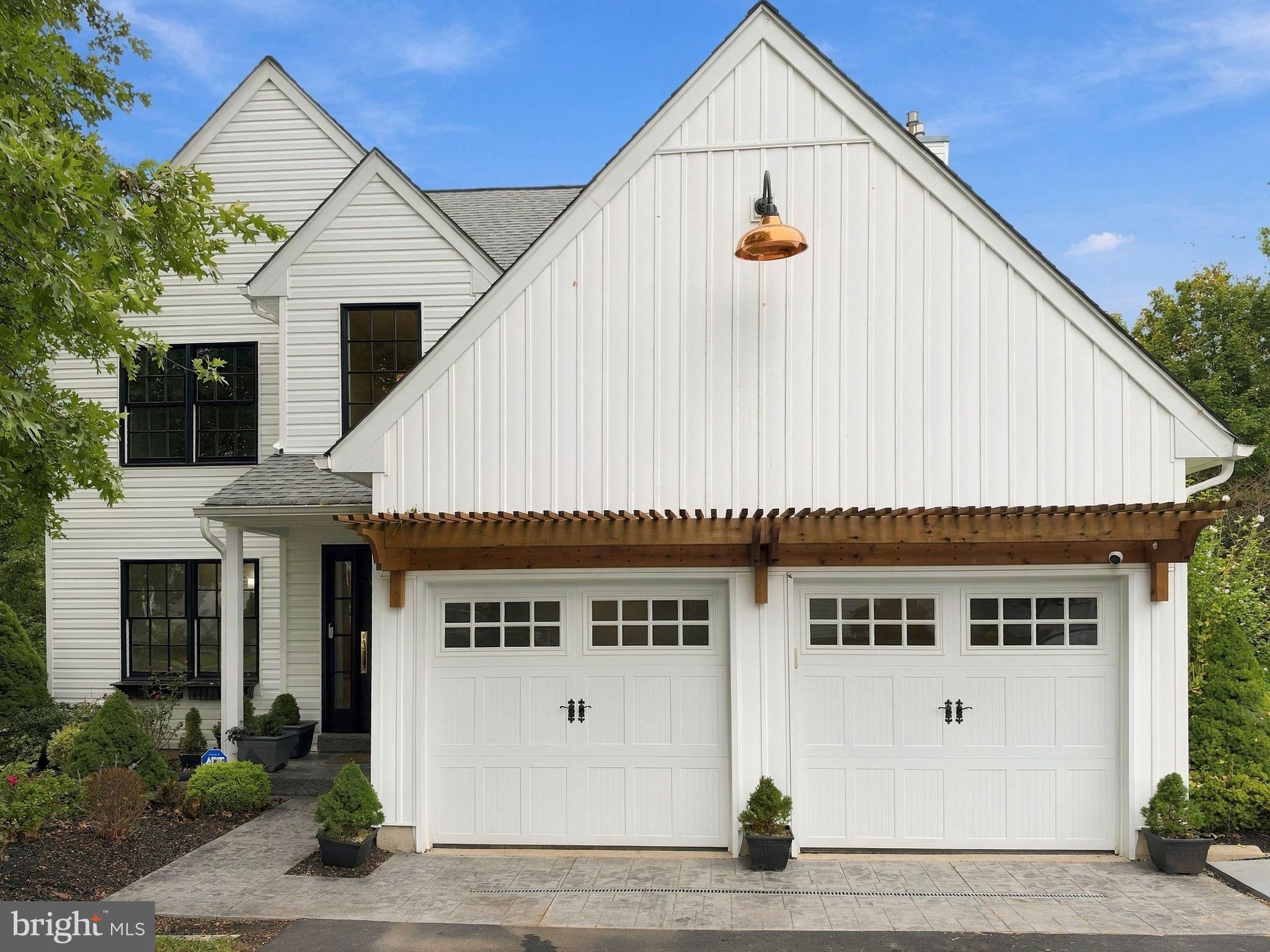 4187 MILADIES LANE