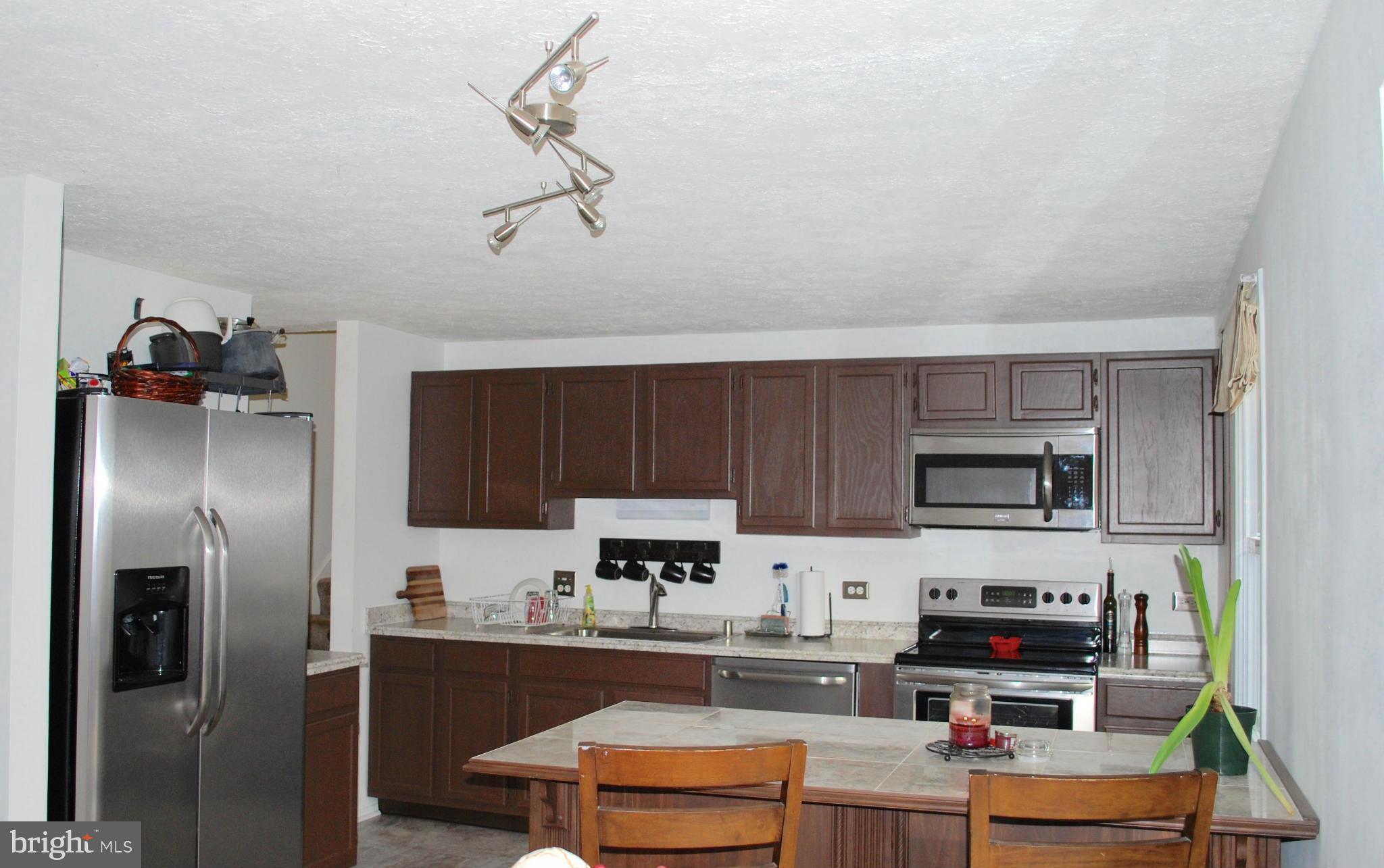 HUNT CLUB ESTATES SUB - Residential