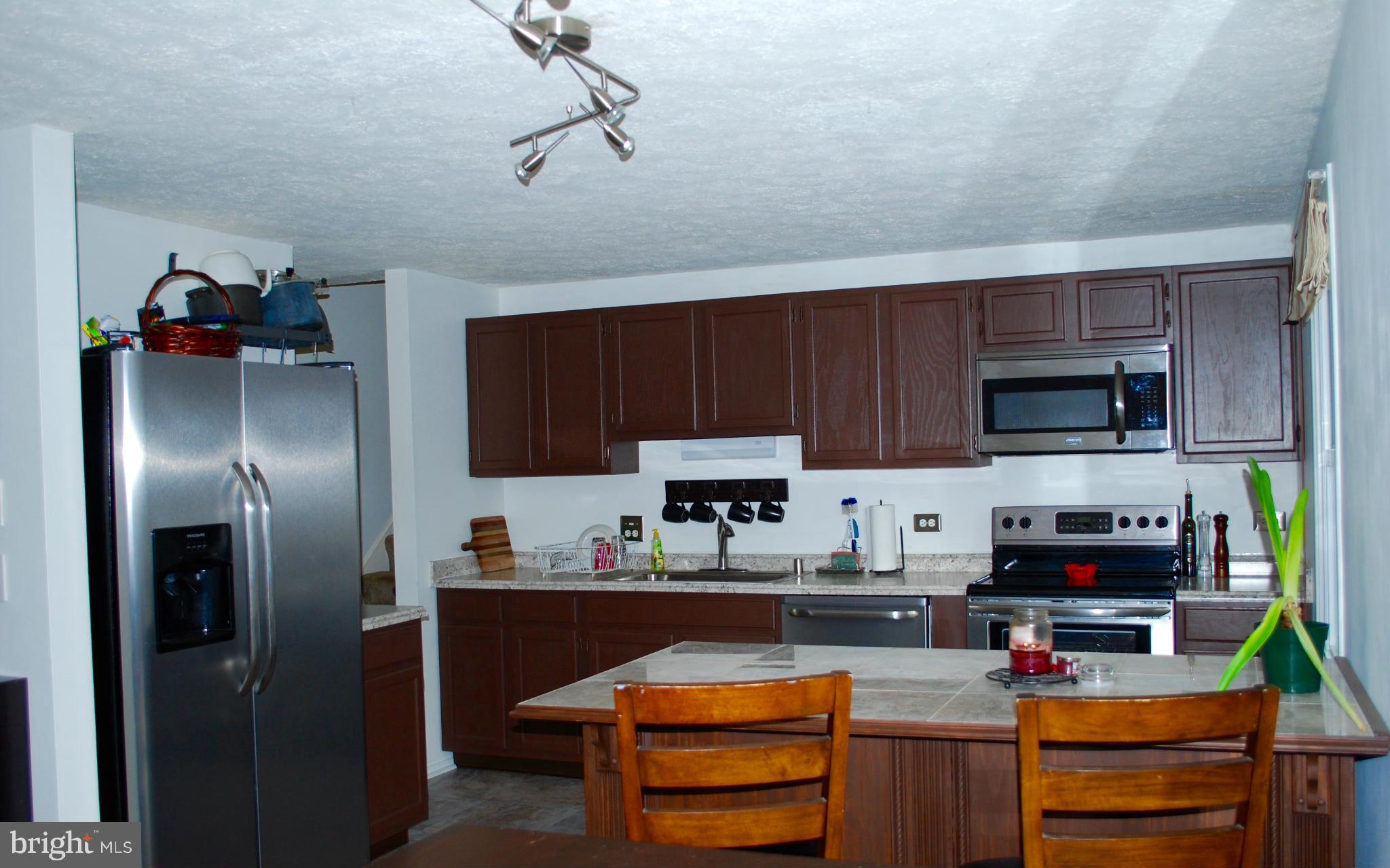 HUNT CLUB ESTATES SUB - Residential