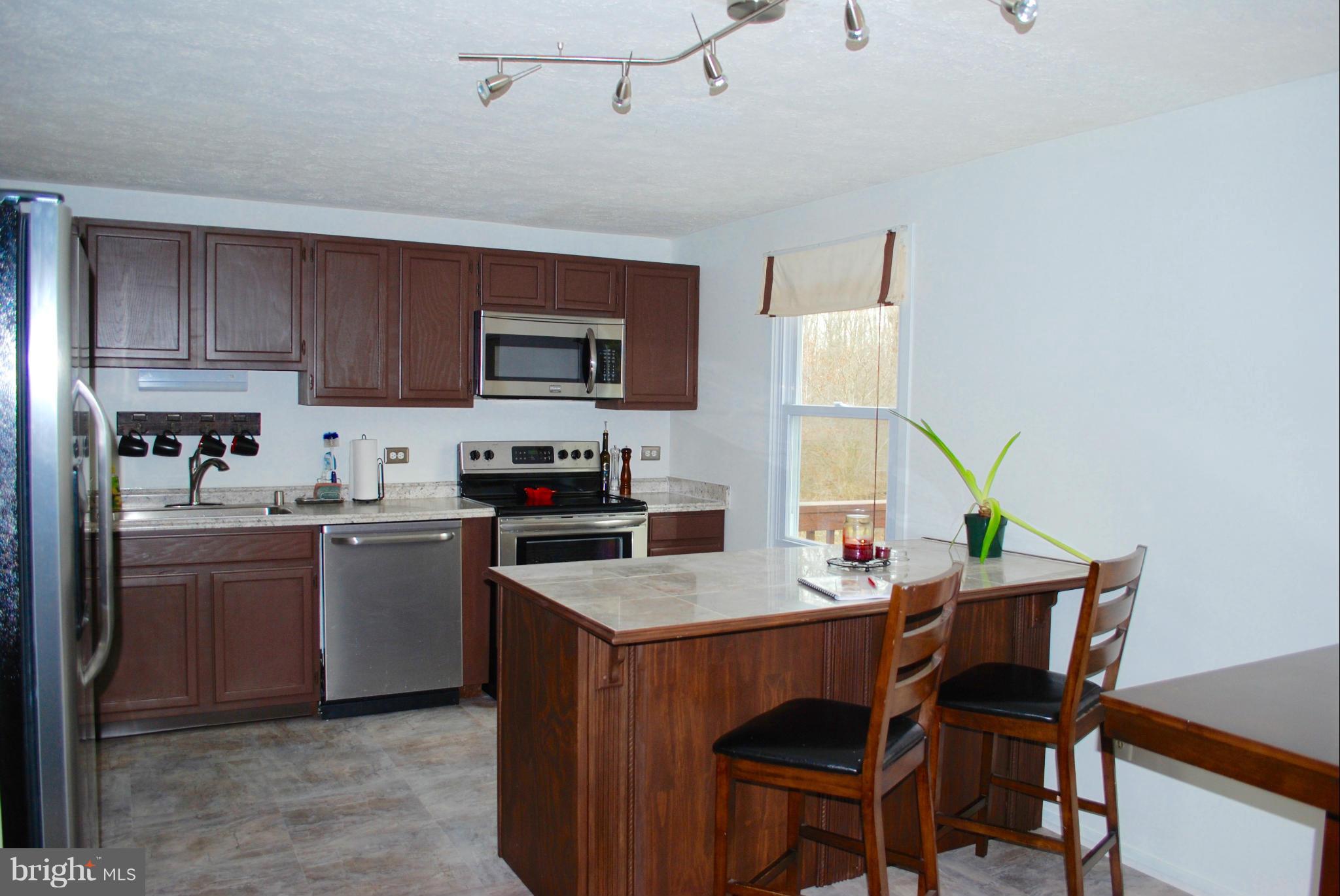 HUNT CLUB ESTATES SUB - Residential