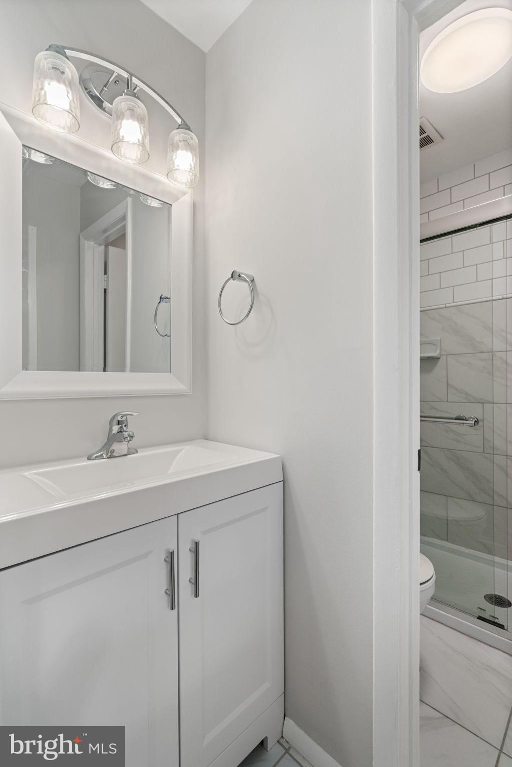 DALE CITY - Residential Lease