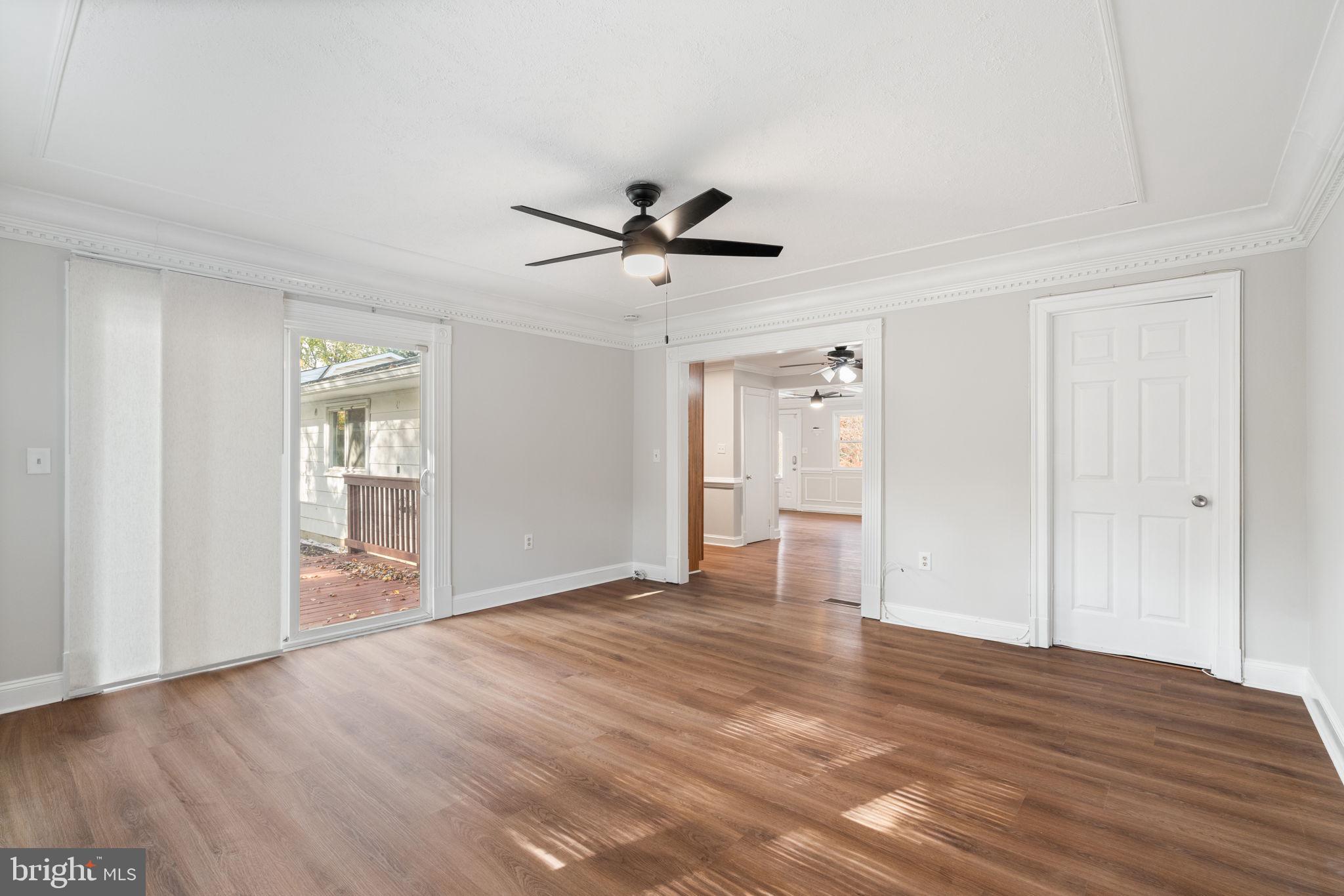 DALE CITY - Residential Lease