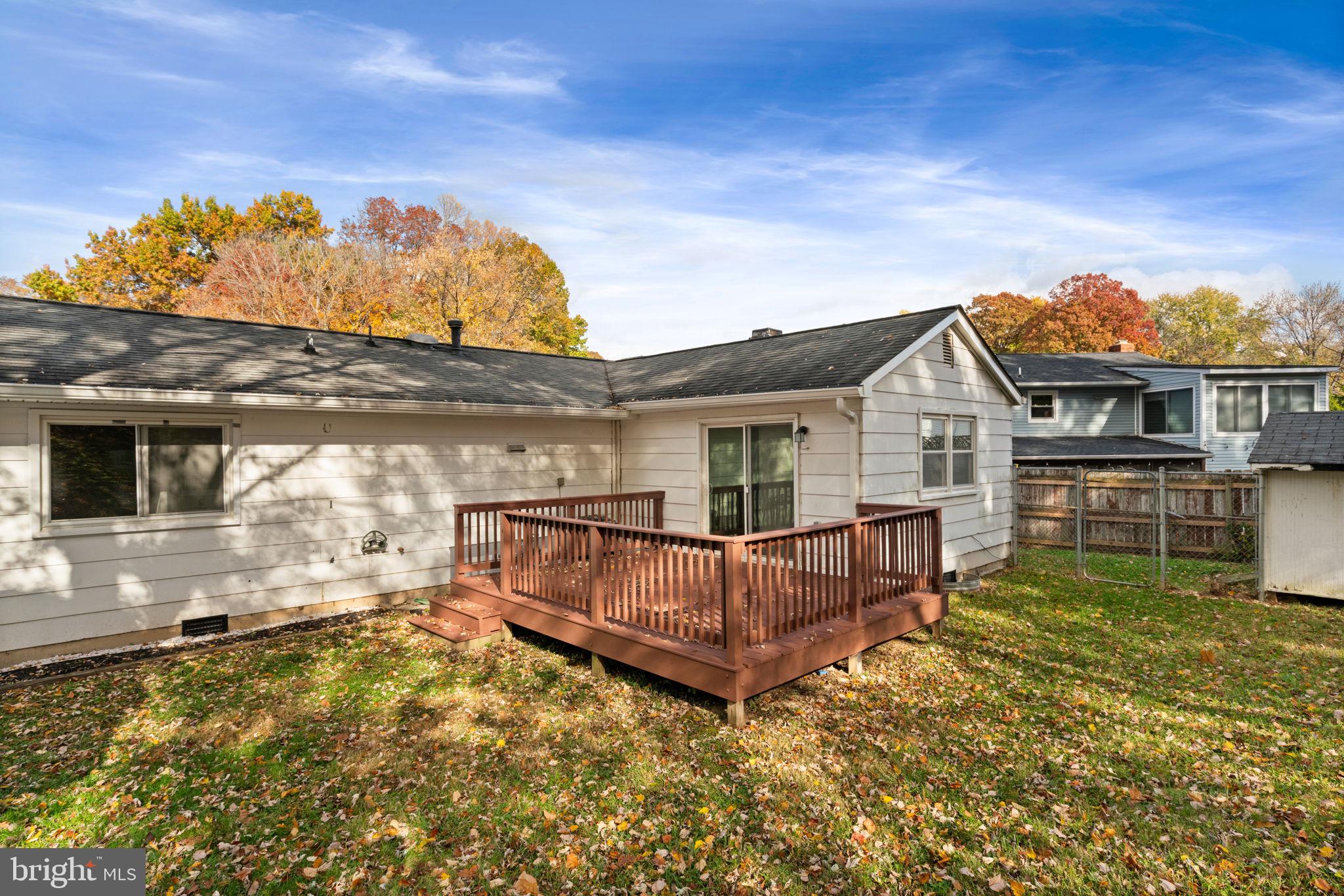 DALE CITY - Residential Lease